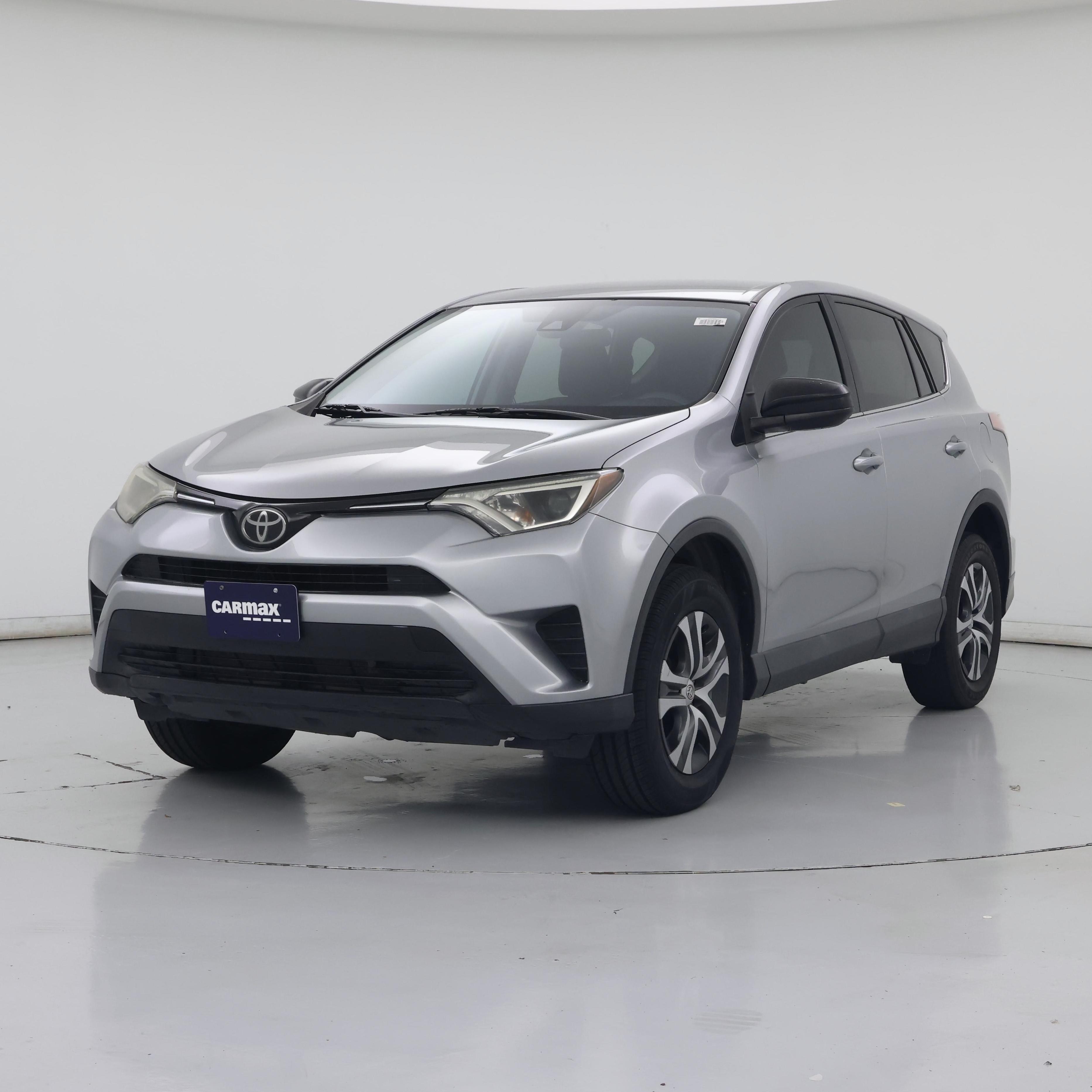 Thumbnail: 2018 Toyota RAV4 - 4