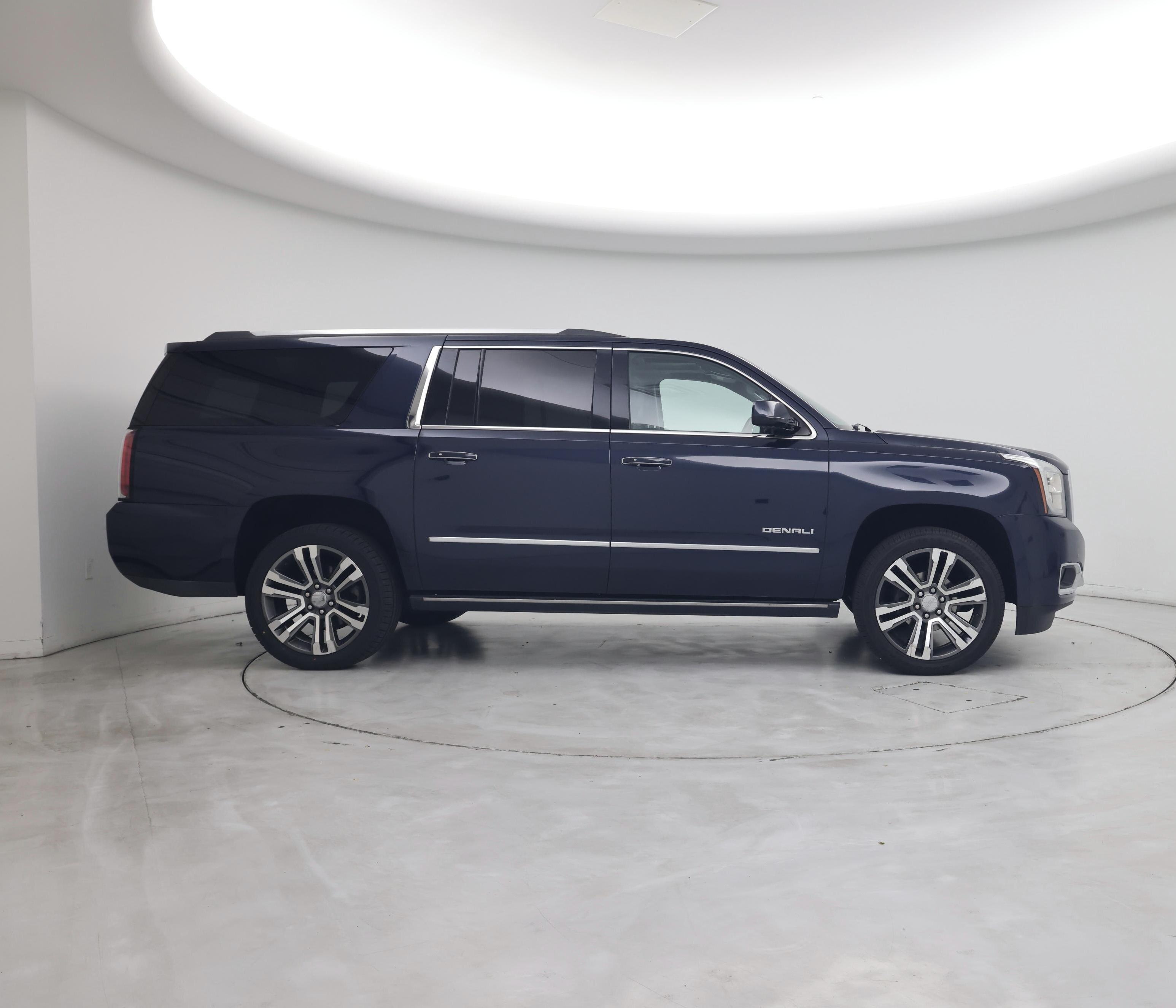 Thumbnail: 2019 GMC Yukon XL - 7