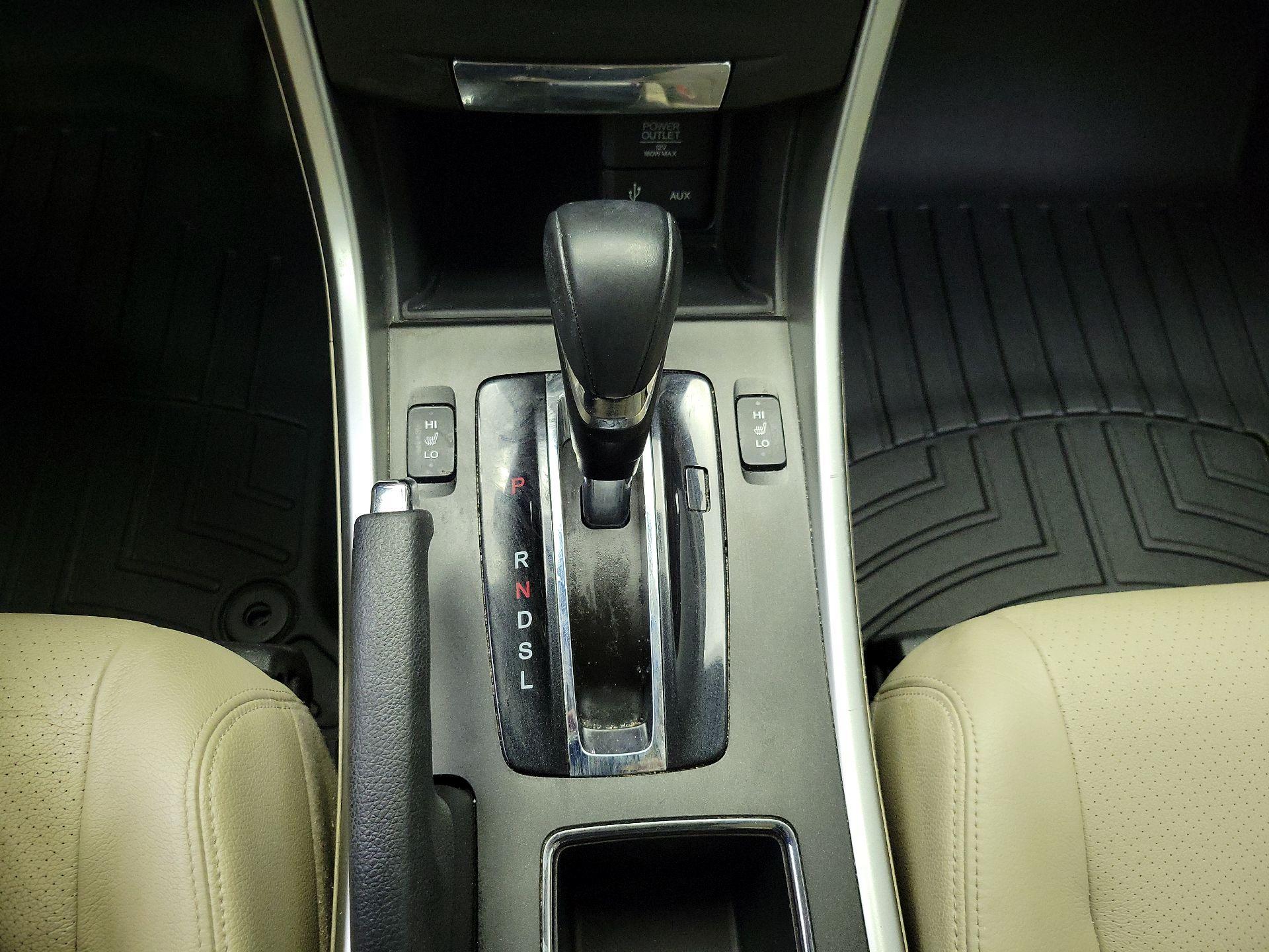 Thumbnail: 2014 Honda Accord - 17