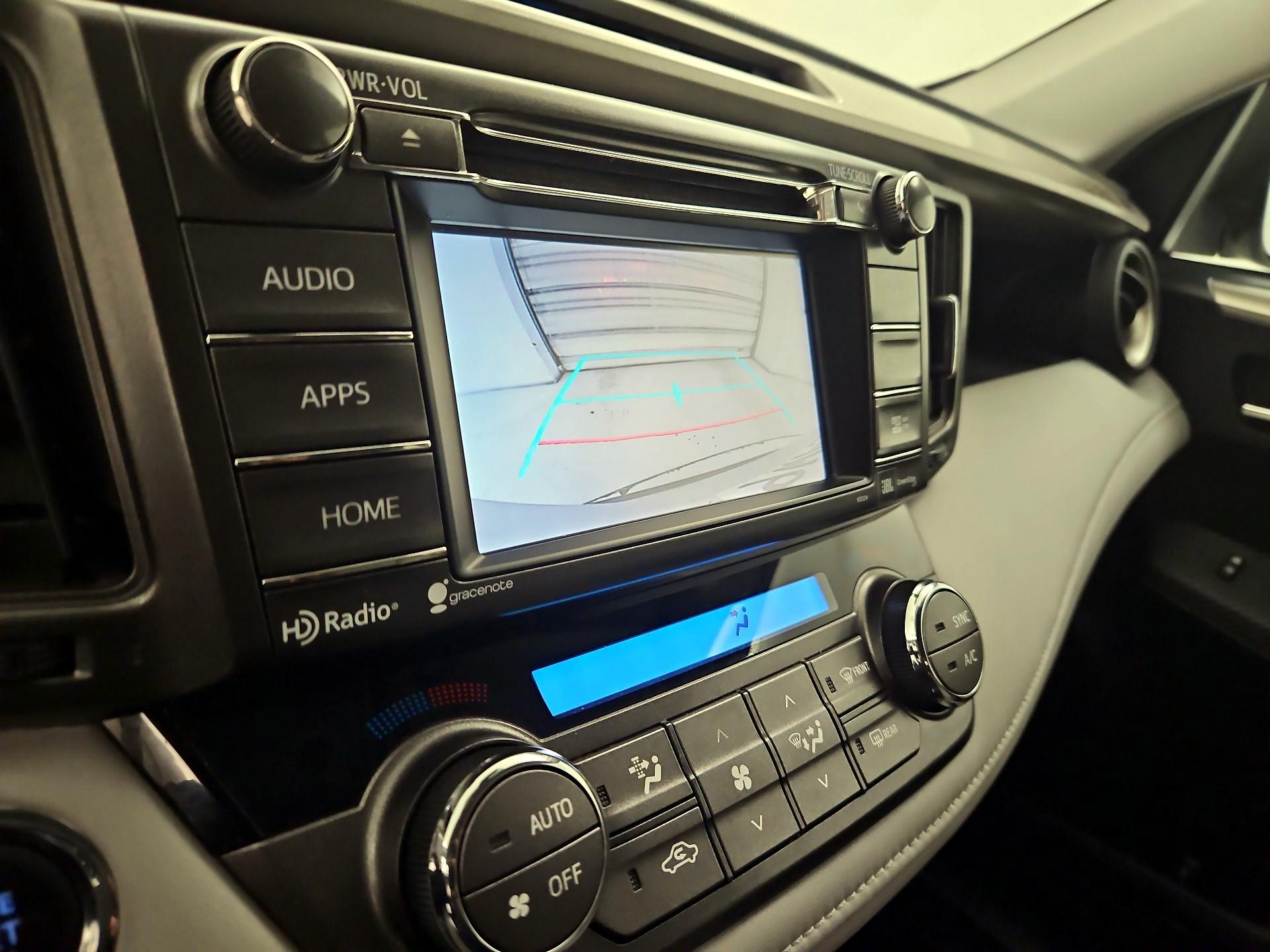 Thumbnail: 2015 Toyota RAV4 - 15