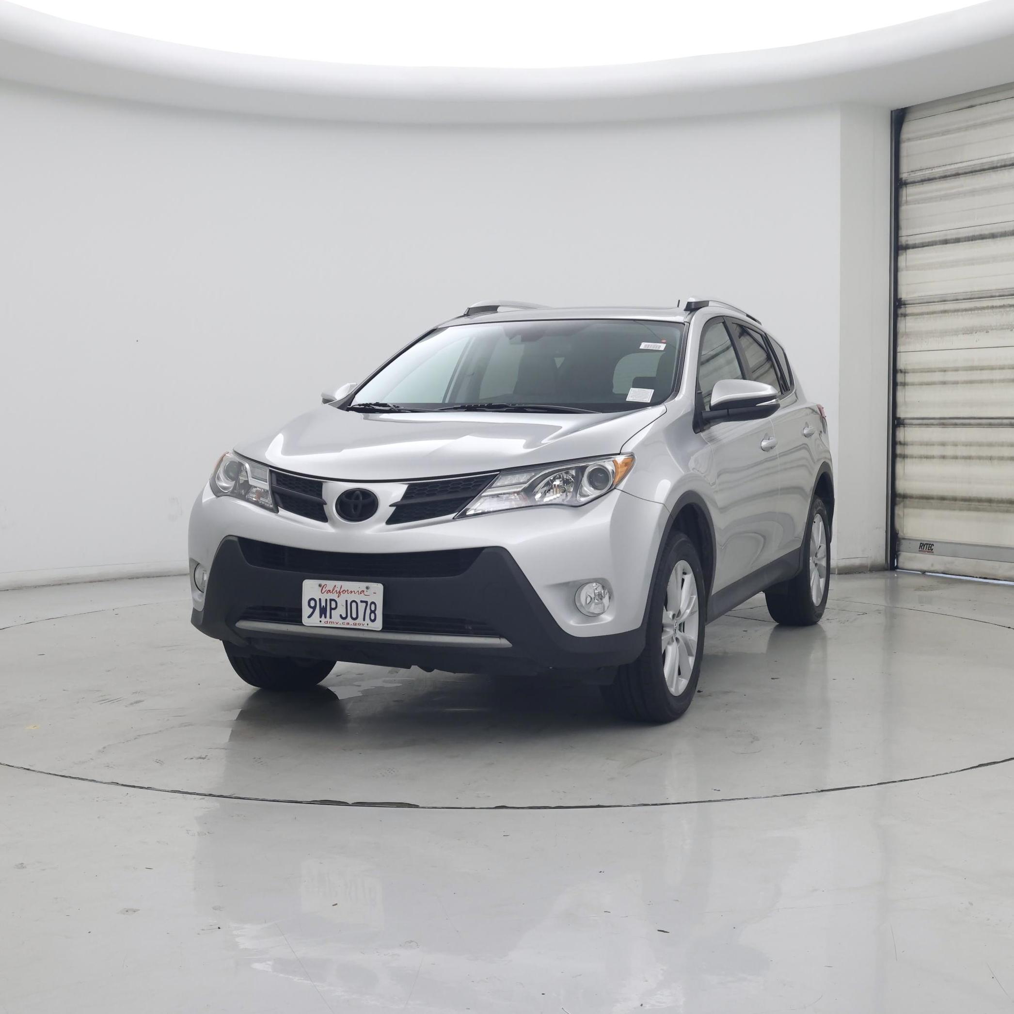 Thumbnail: 2015 Toyota RAV4 - 4