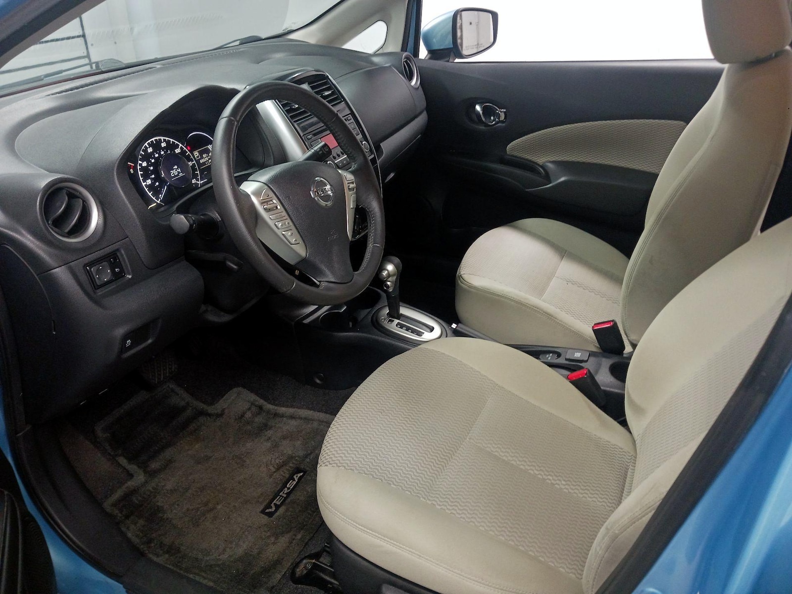 2015 Nissan Versa Note SV - Photo 12