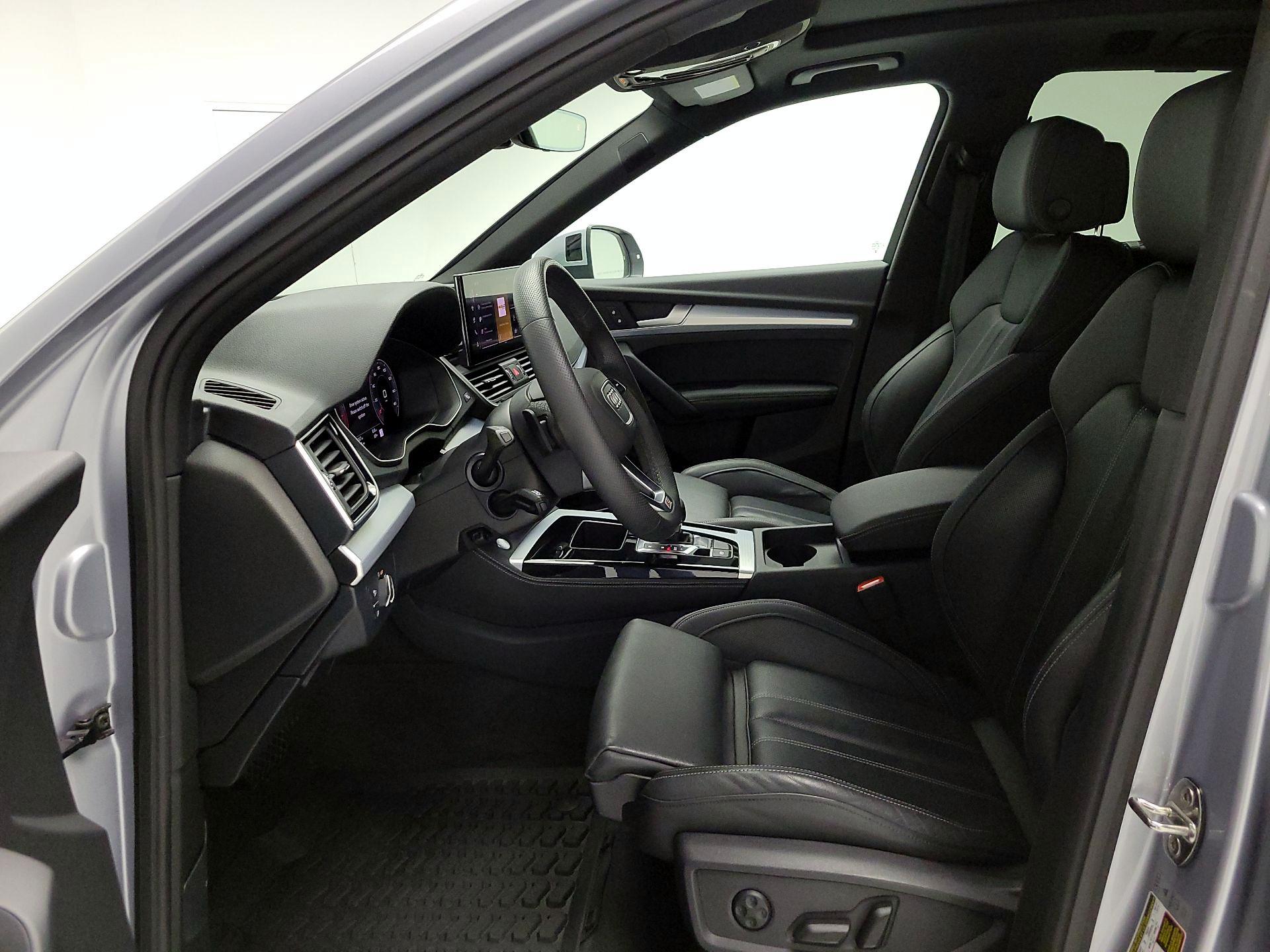 Thumbnail: 2024 Audi Q5 - 11