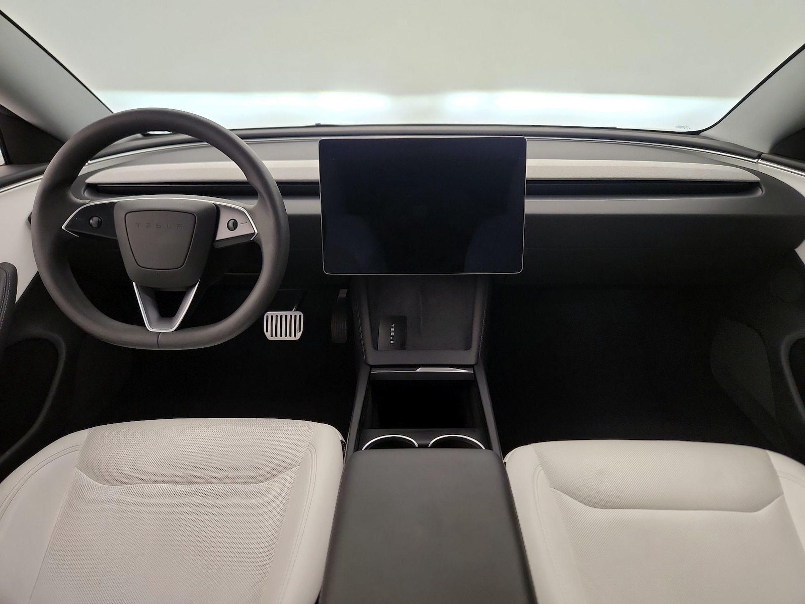 2025 Tesla Model 3 Long Range - Photo 10