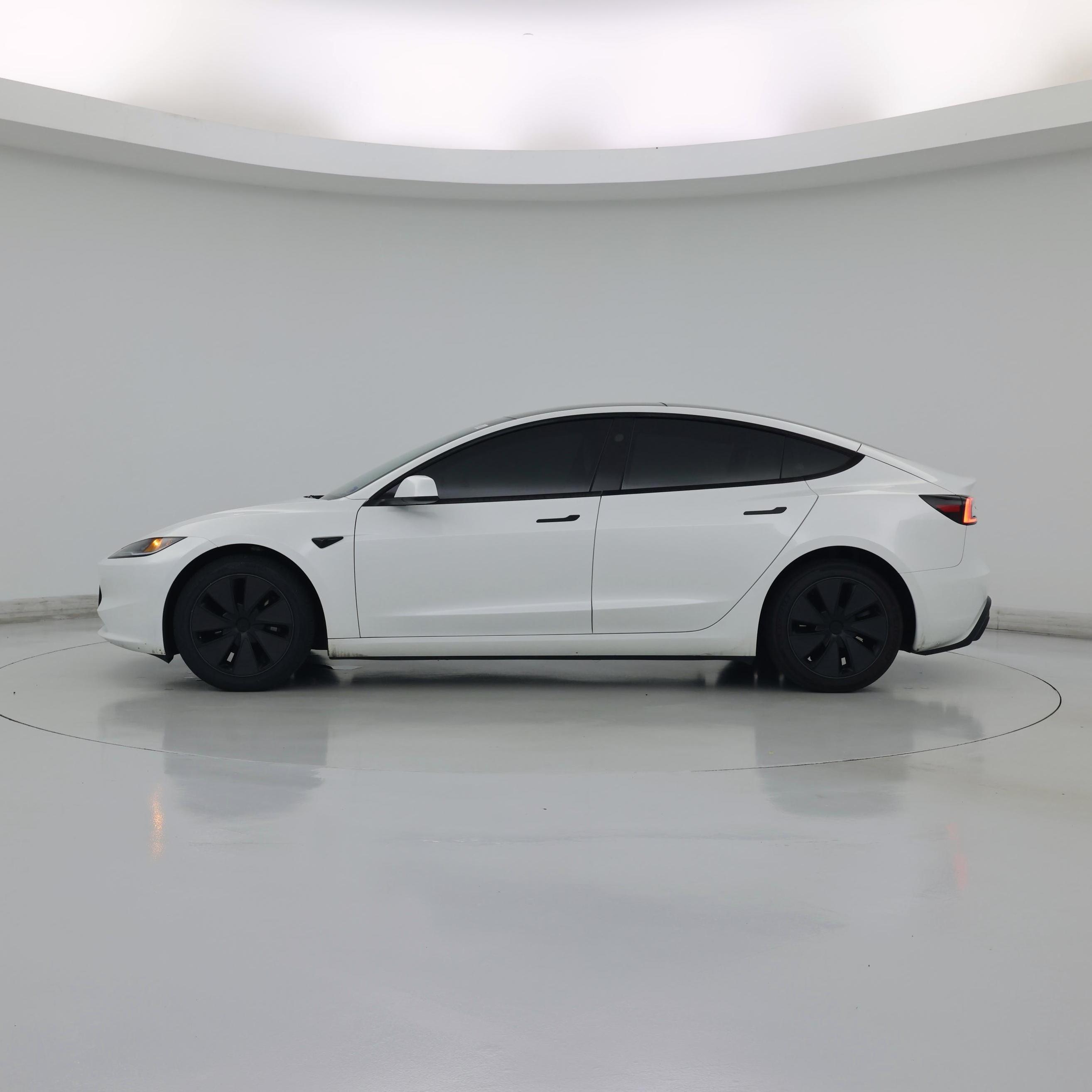 Thumbnail: 2025 Tesla Model 3 - 3