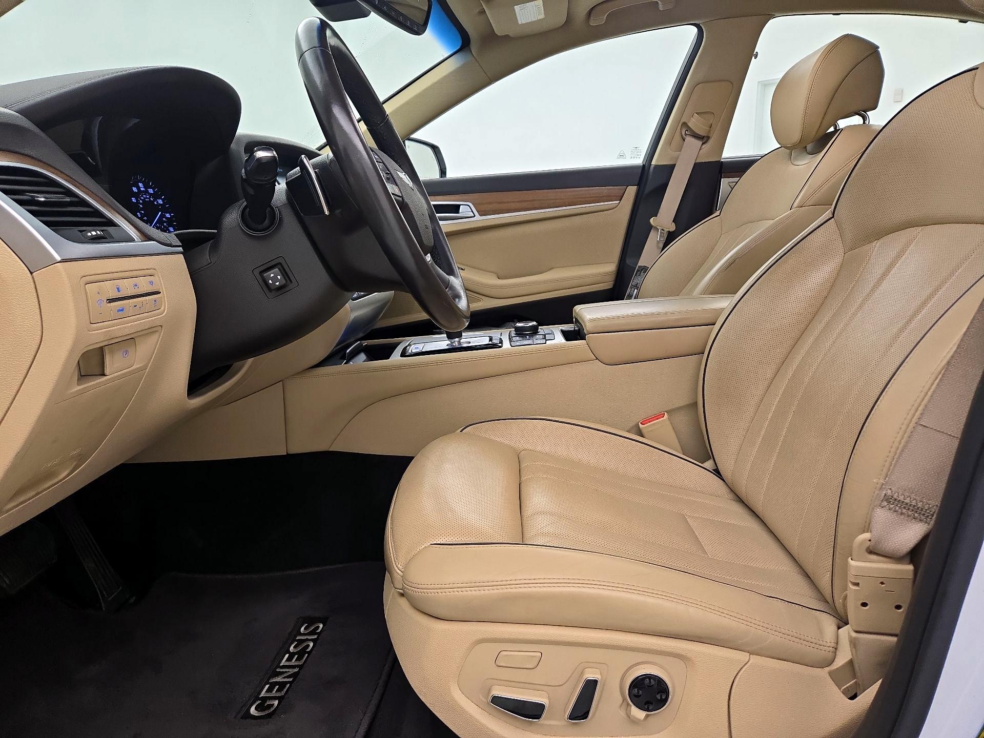 Thumbnail: 2018 Genesis G80 - 11