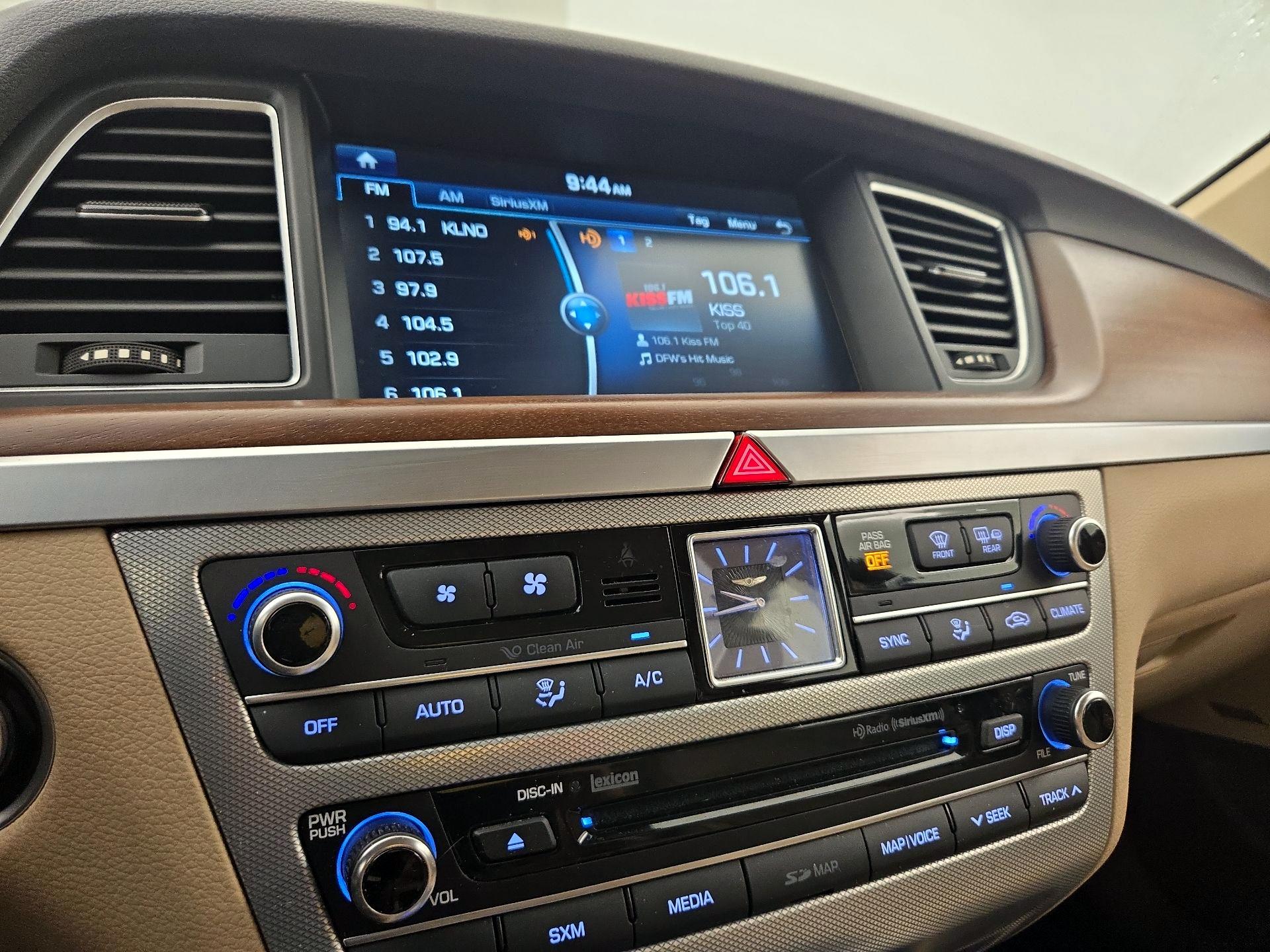 Thumbnail: 2018 Genesis G80 - 15