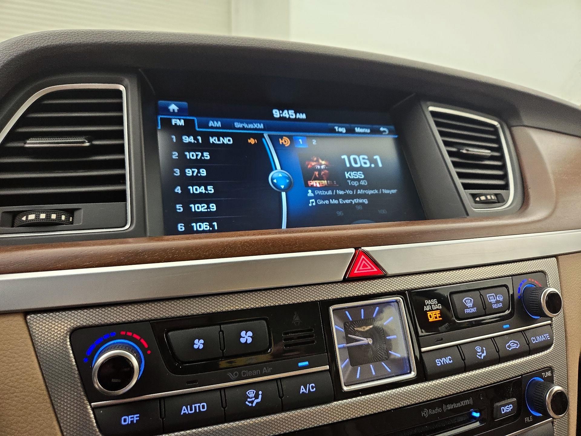 Thumbnail: 2018 Genesis G80 - 16