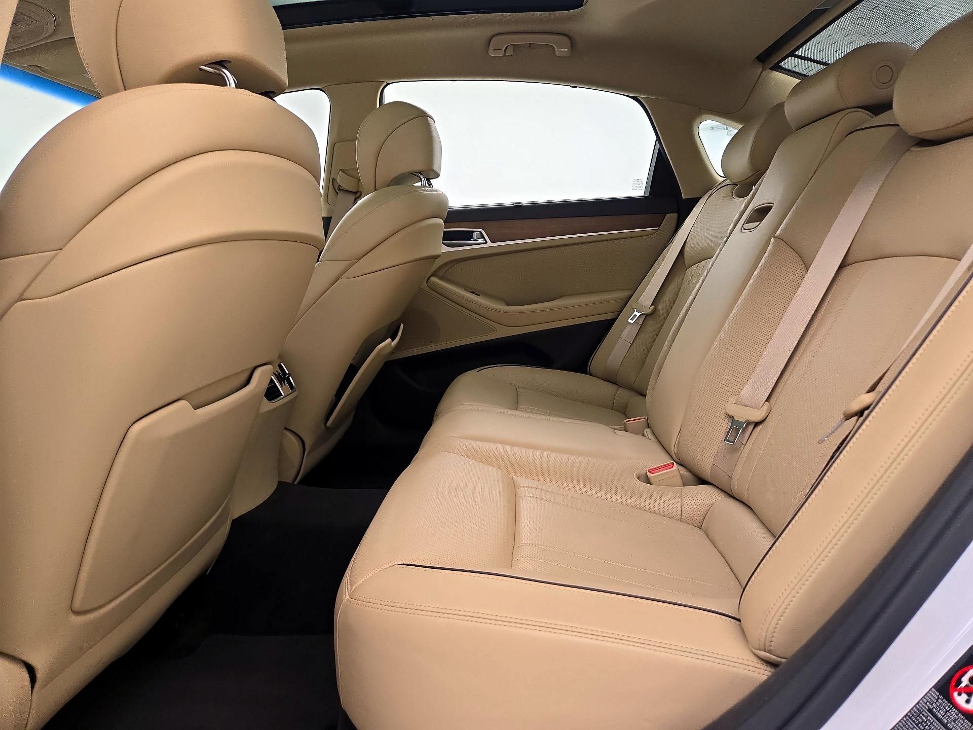 Thumbnail: 2018 Genesis G80 - 20