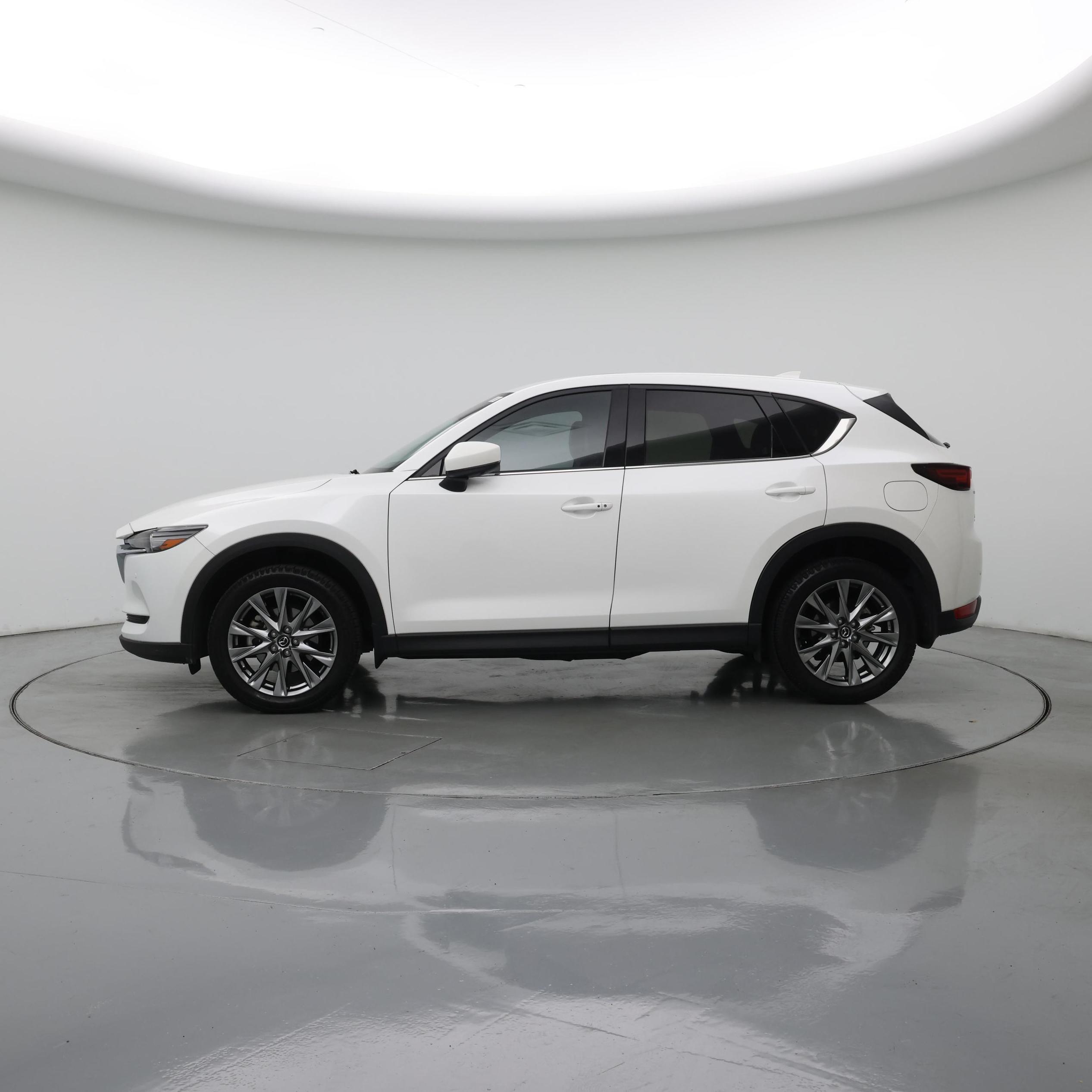 Thumbnail: 2021 Mazda CX-5 - 3