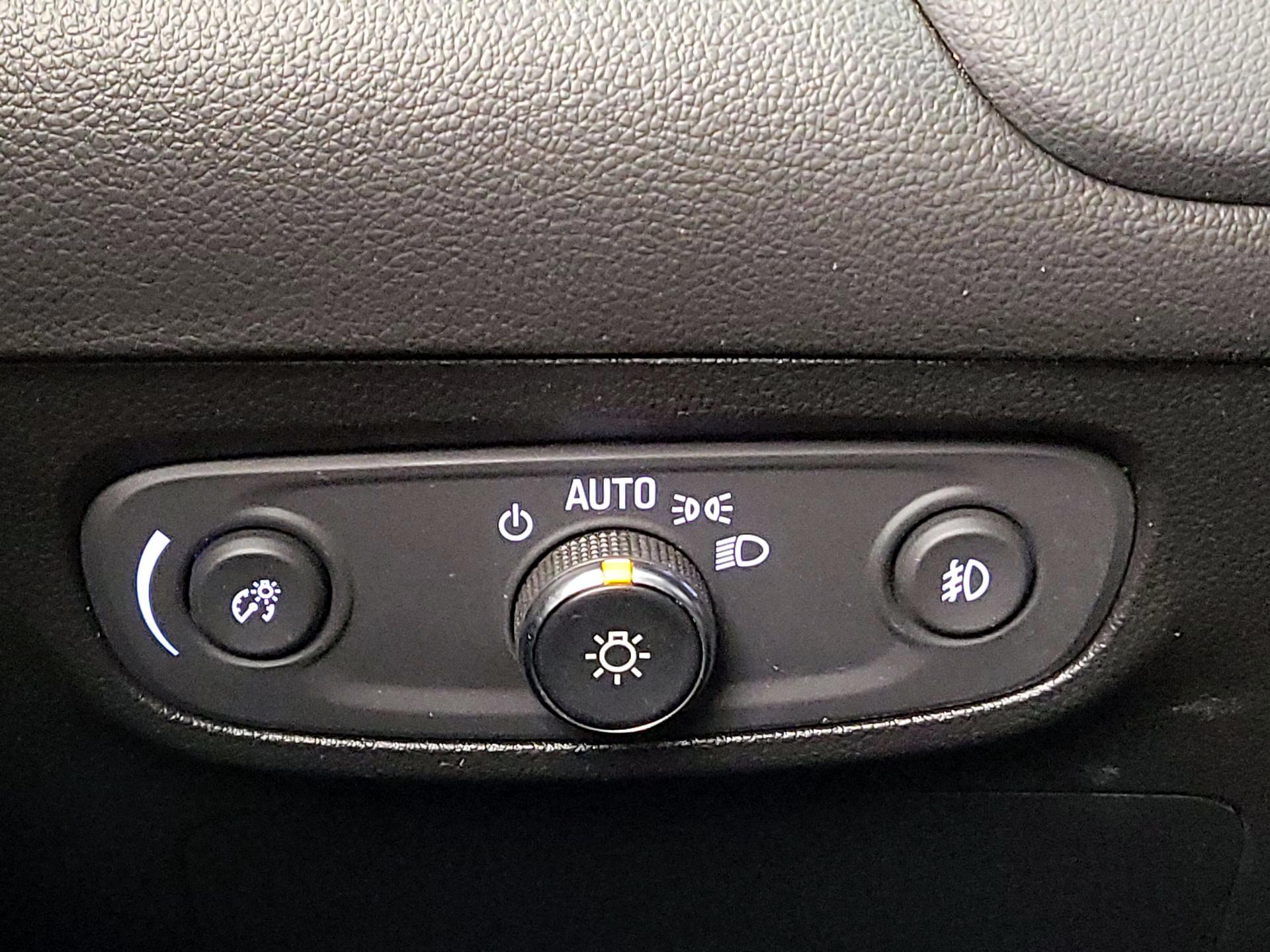 Thumbnail: 2021 Buick Encore GX - 13