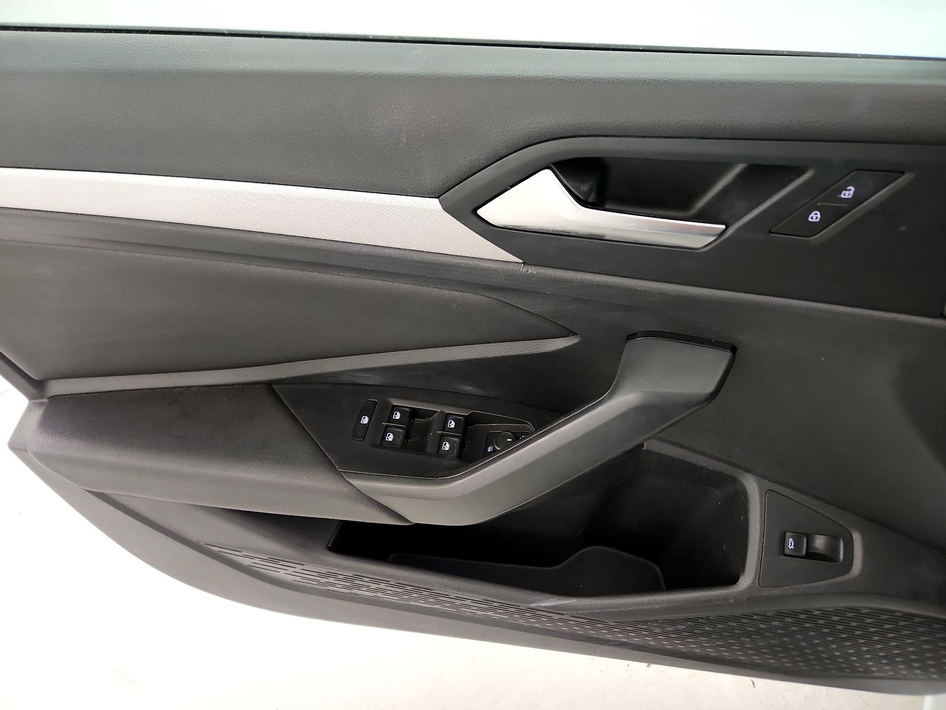 Thumbnail: 2020 Volkswagen Jetta - 12