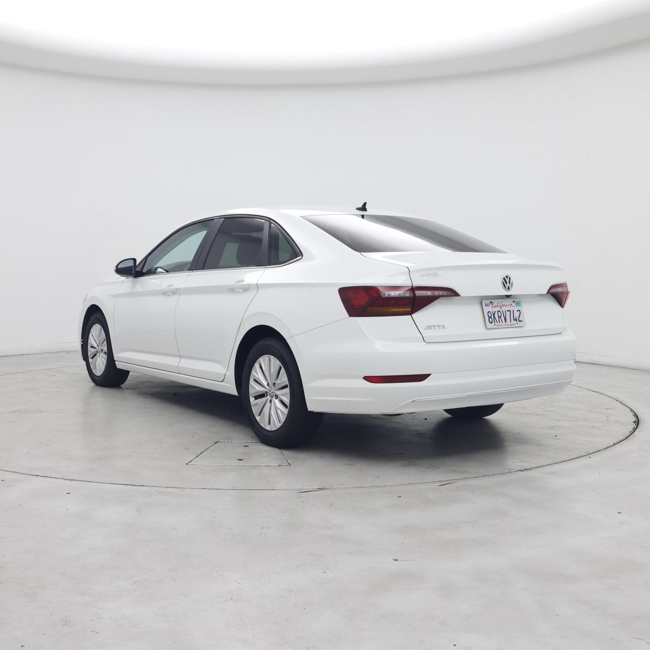 Thumbnail: 2019 Volkswagen Jetta - 2