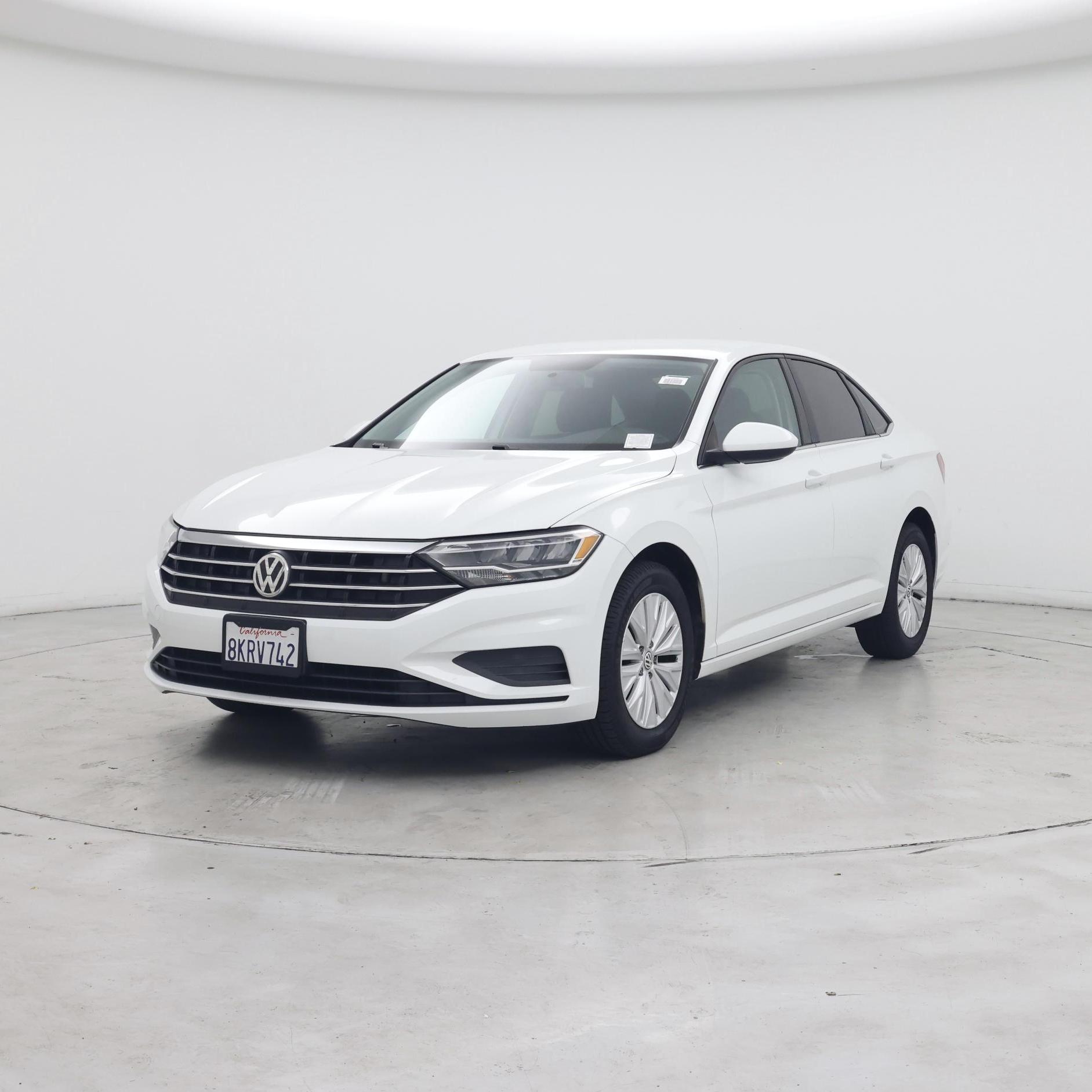 Thumbnail: 2019 Volkswagen Jetta - 4
