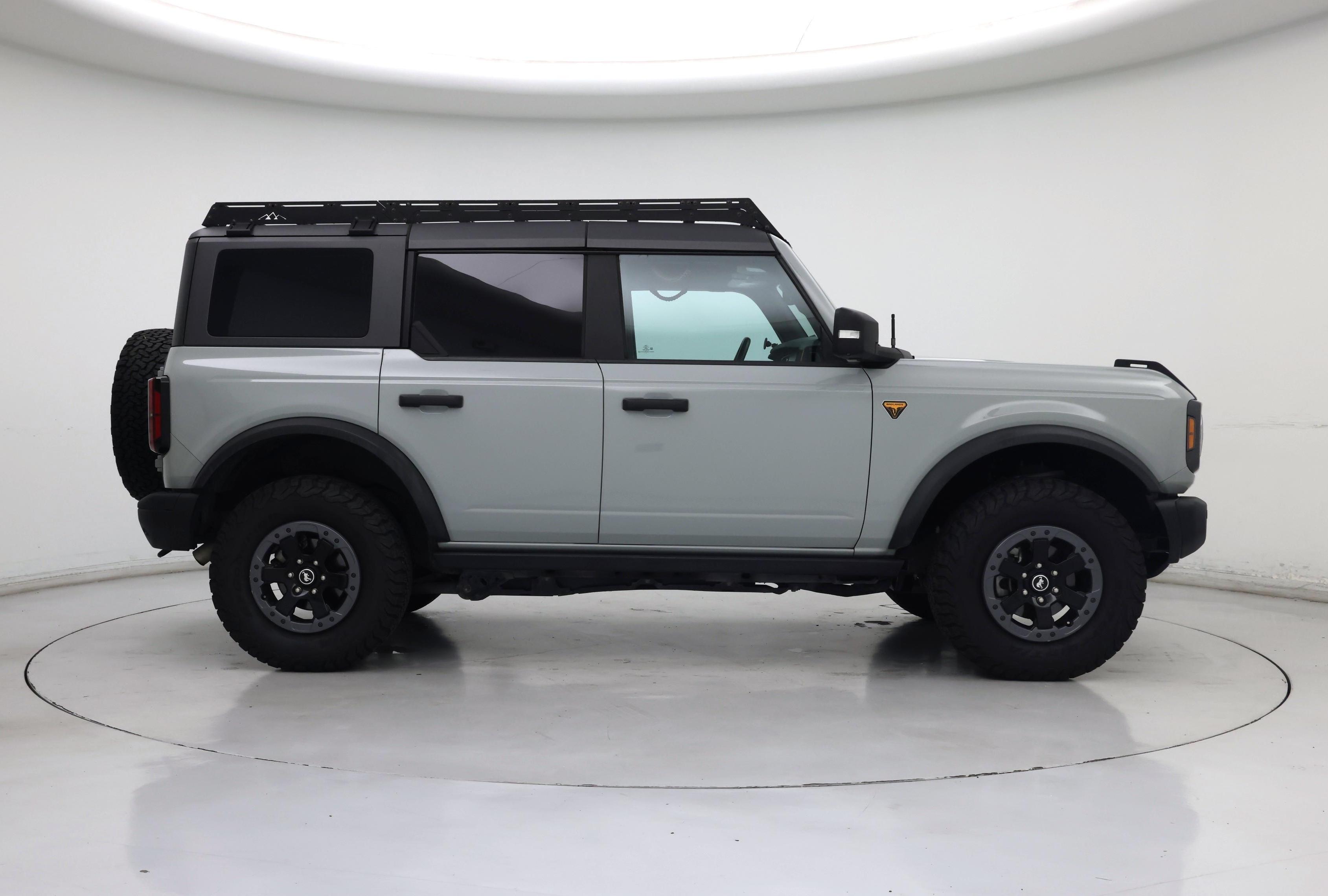 Thumbnail: 2022 Ford Bronco - 7