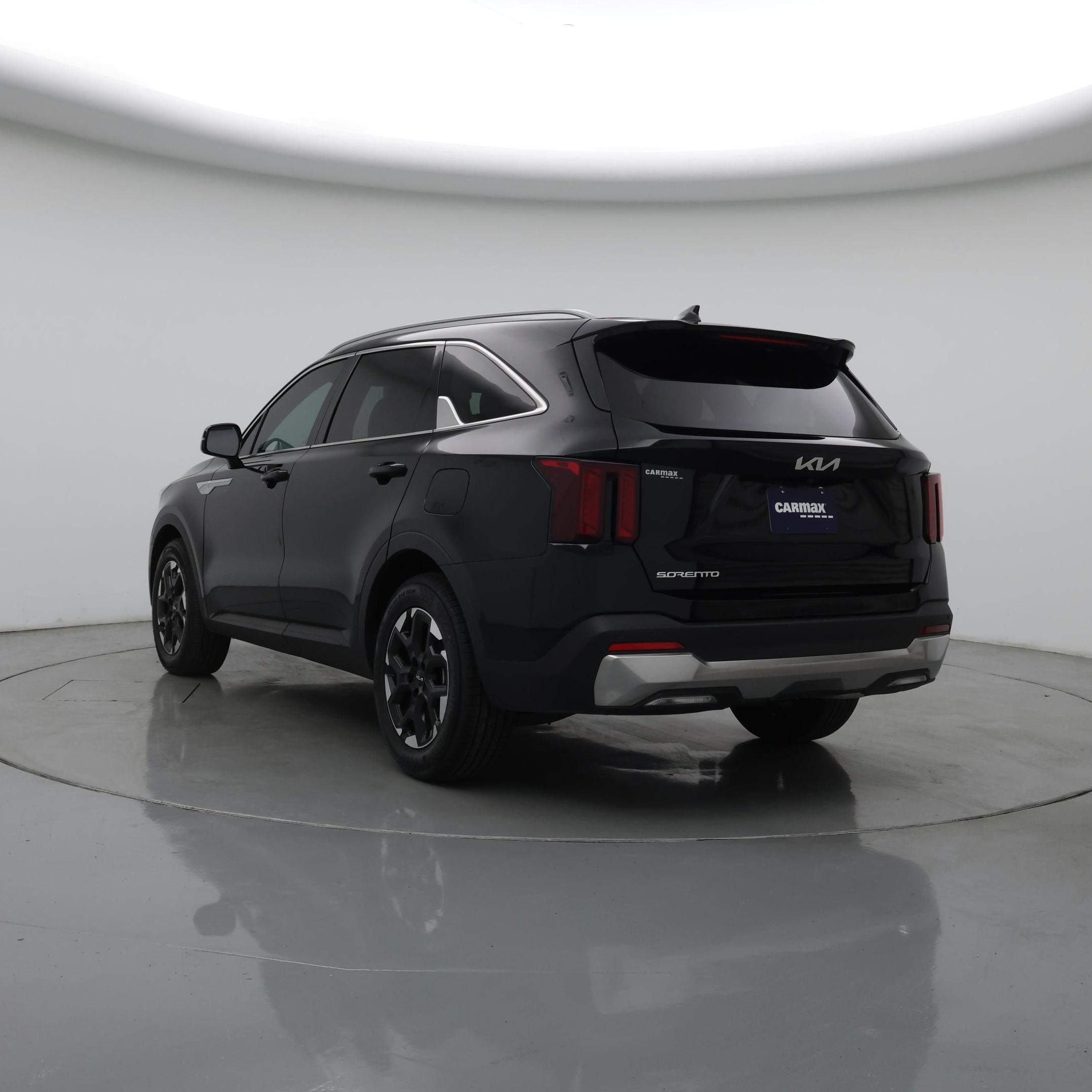 Thumbnail: 2024 Kia Sorento - 2