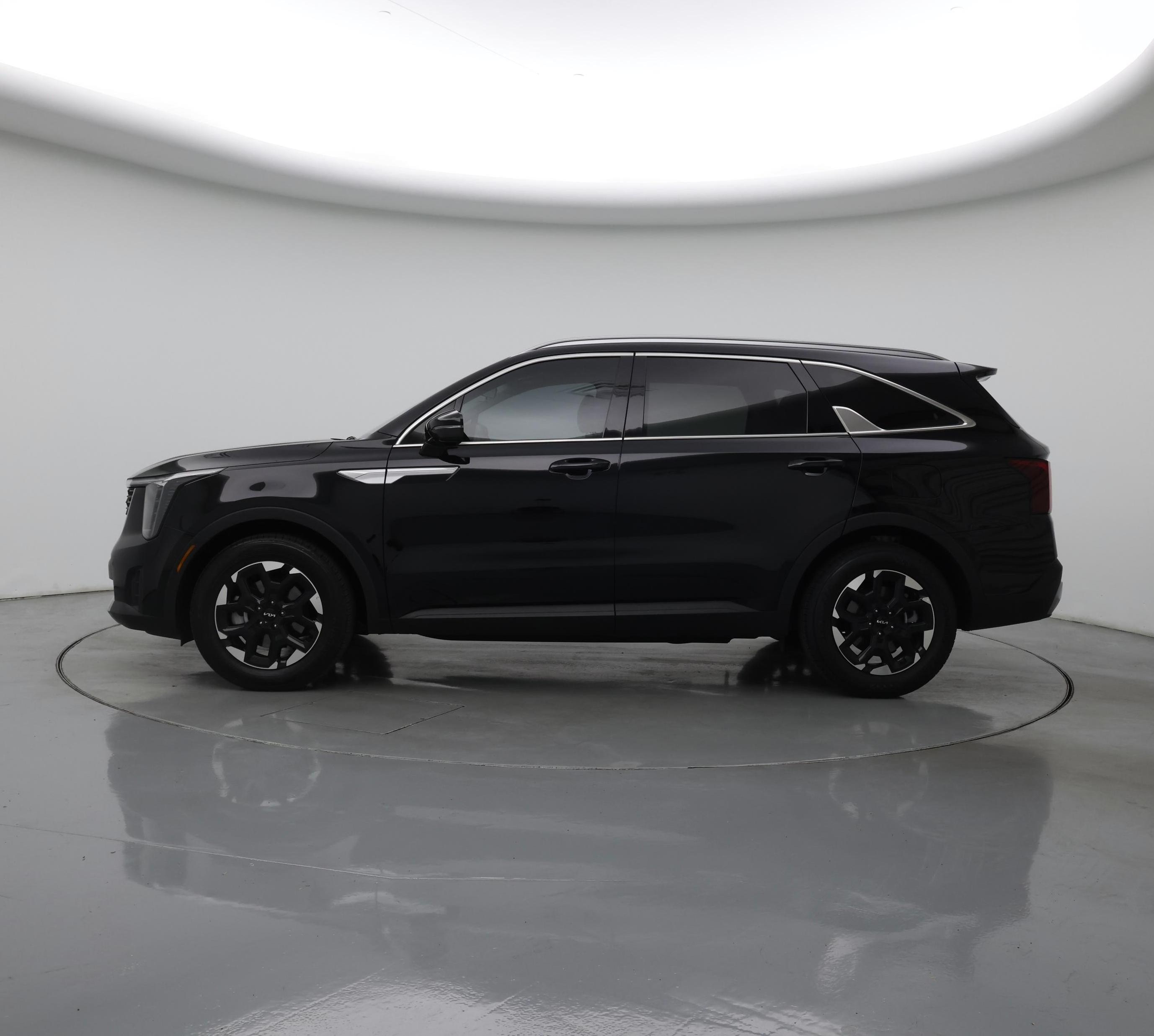 Thumbnail: 2024 Kia Sorento - 3