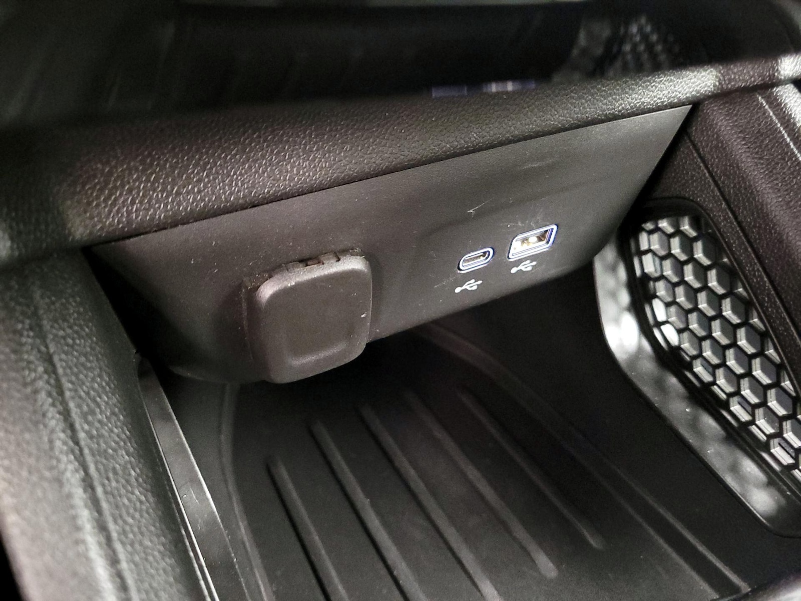 2024 Chevrolet TrailBlazer LT - Photo 19