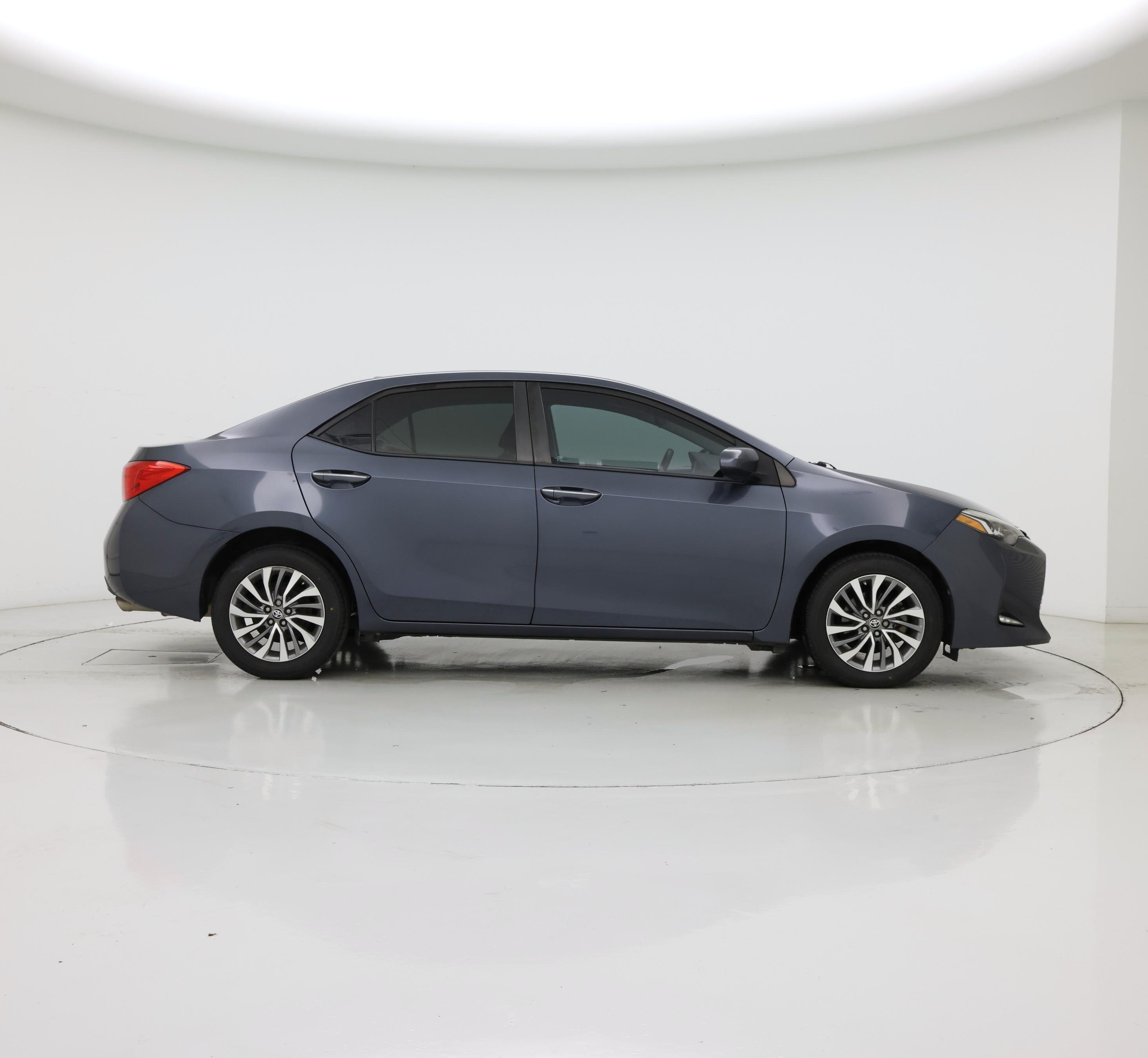 Thumbnail: 2017 Toyota Corolla - 7