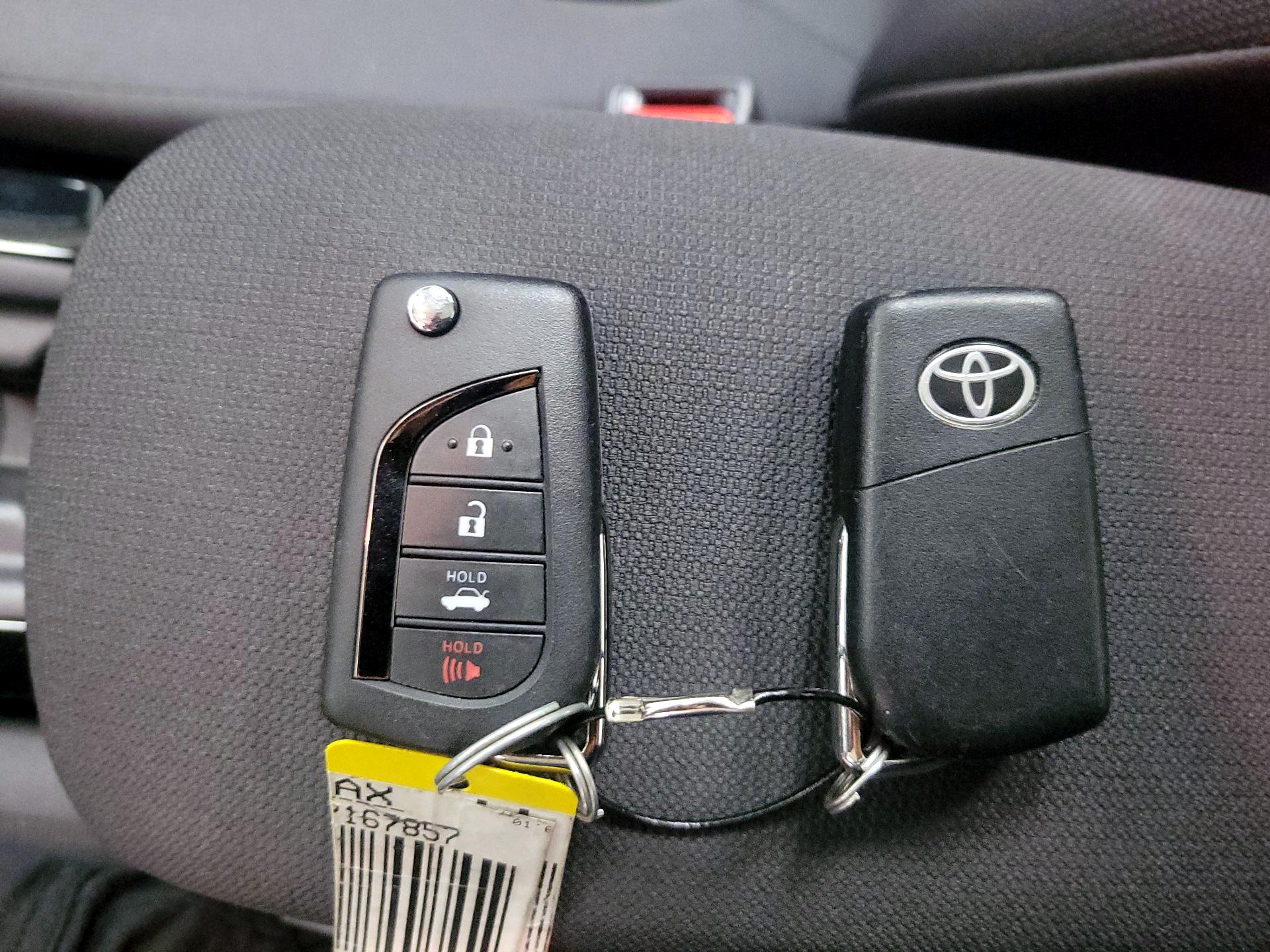 Thumbnail: 2021 Toyota Corolla - 20