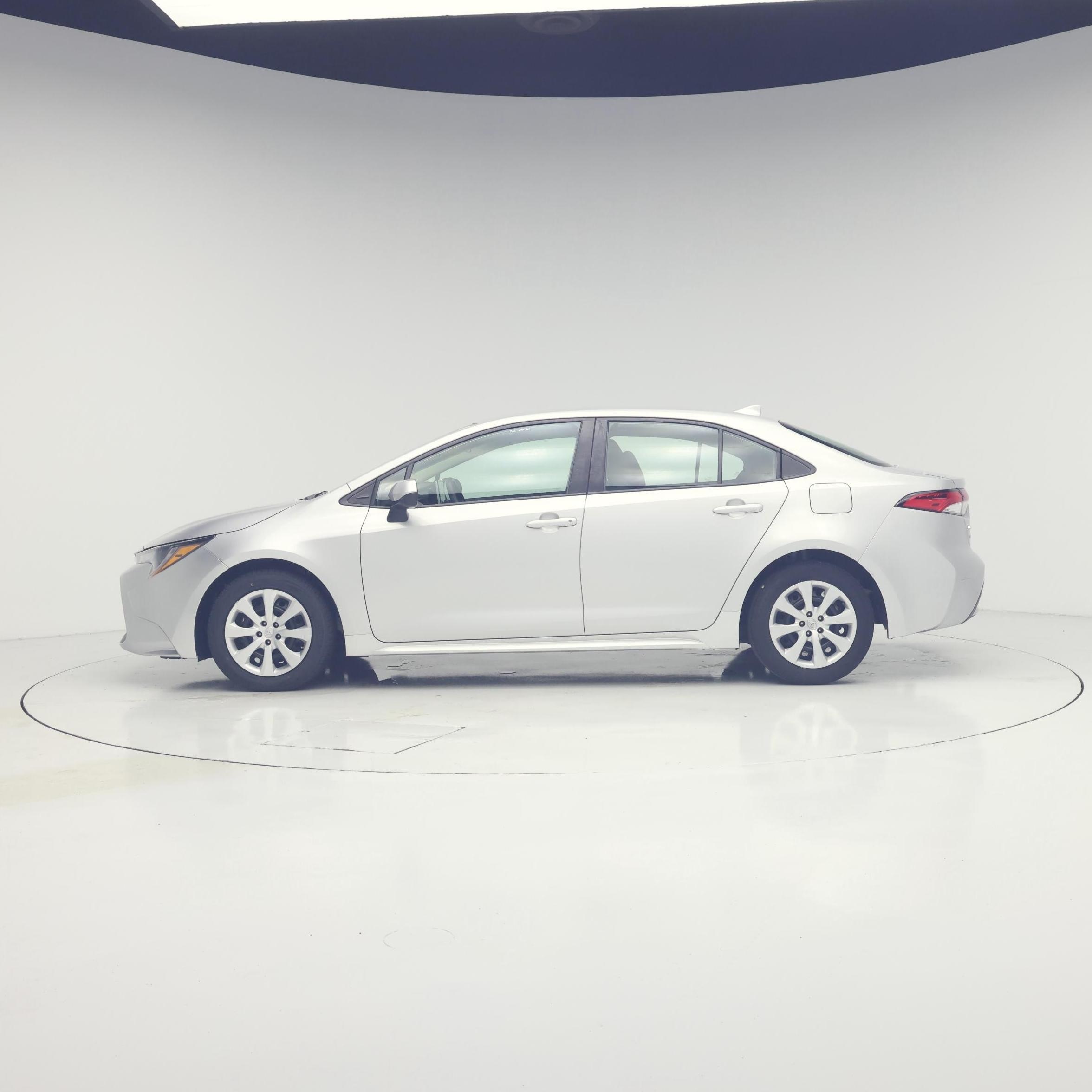 Thumbnail: 2021 Toyota Corolla - 3