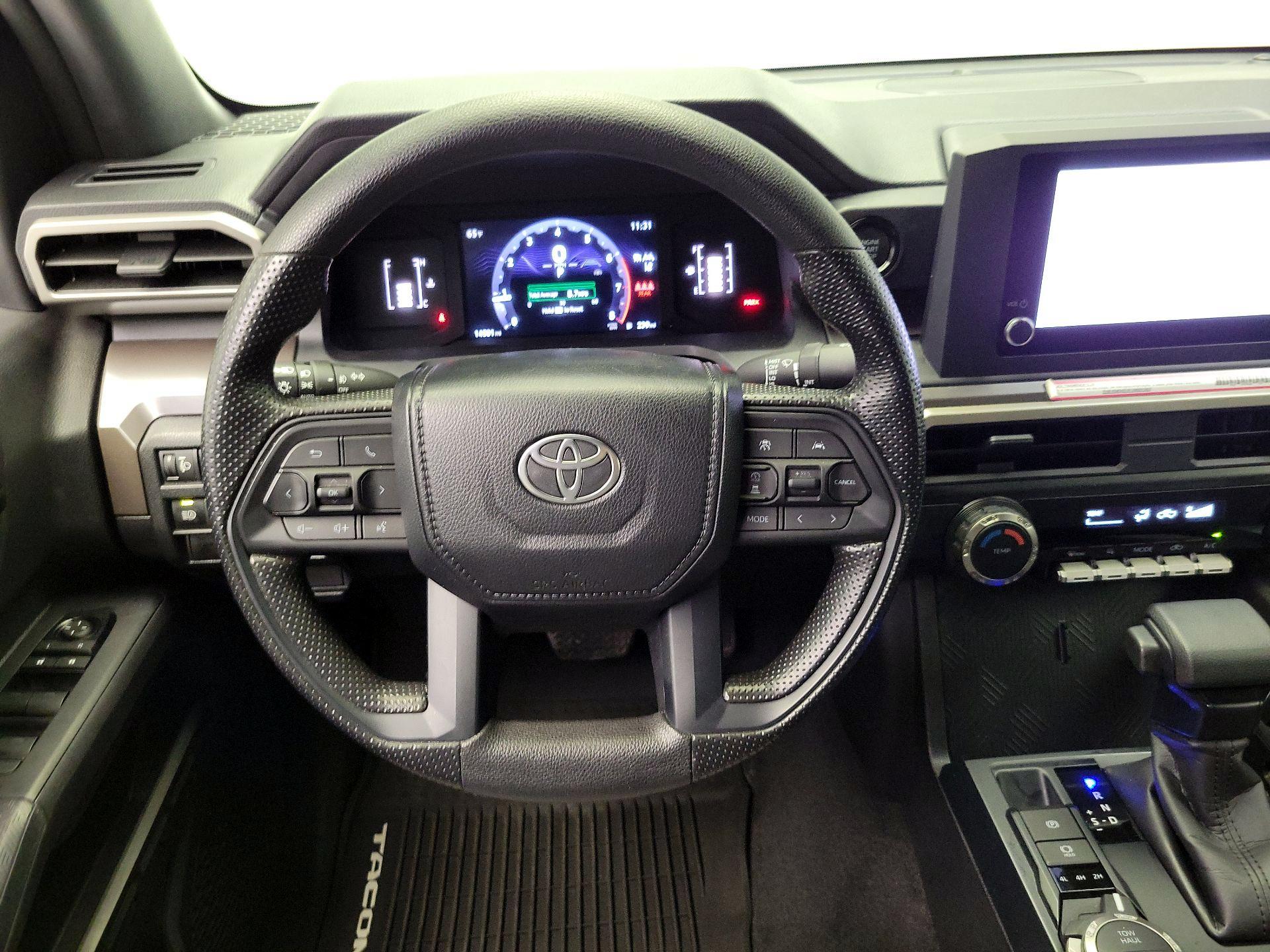 Thumbnail: 2024 Toyota Tacoma - 10