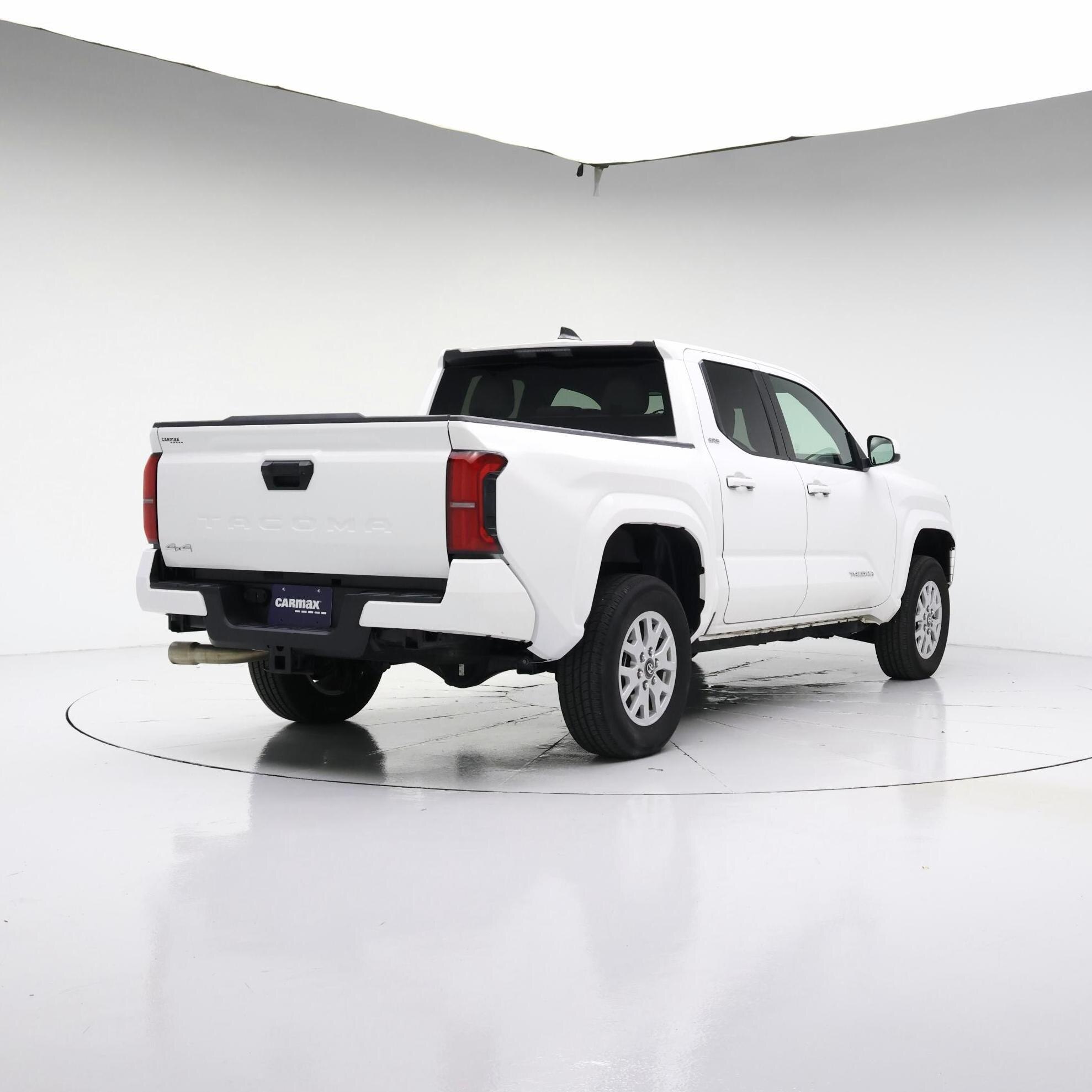 Thumbnail: 2024 Toyota Tacoma - 8