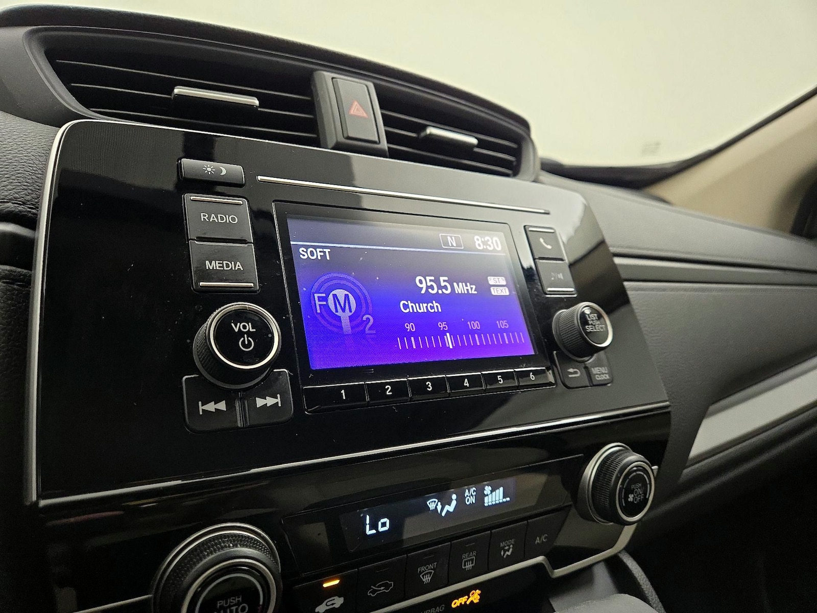 2018 Honda CR-V LX - Photo 16