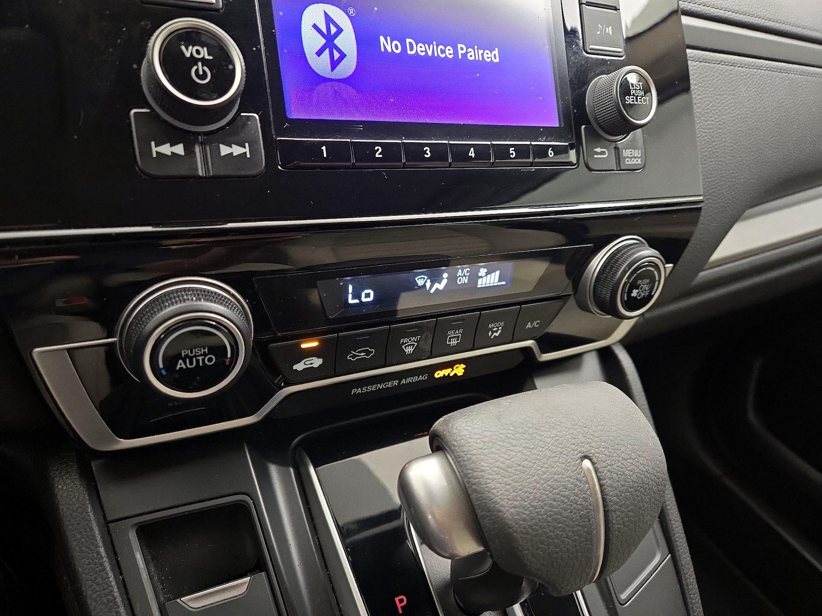 2018 Honda CR-V LX - Photo 17