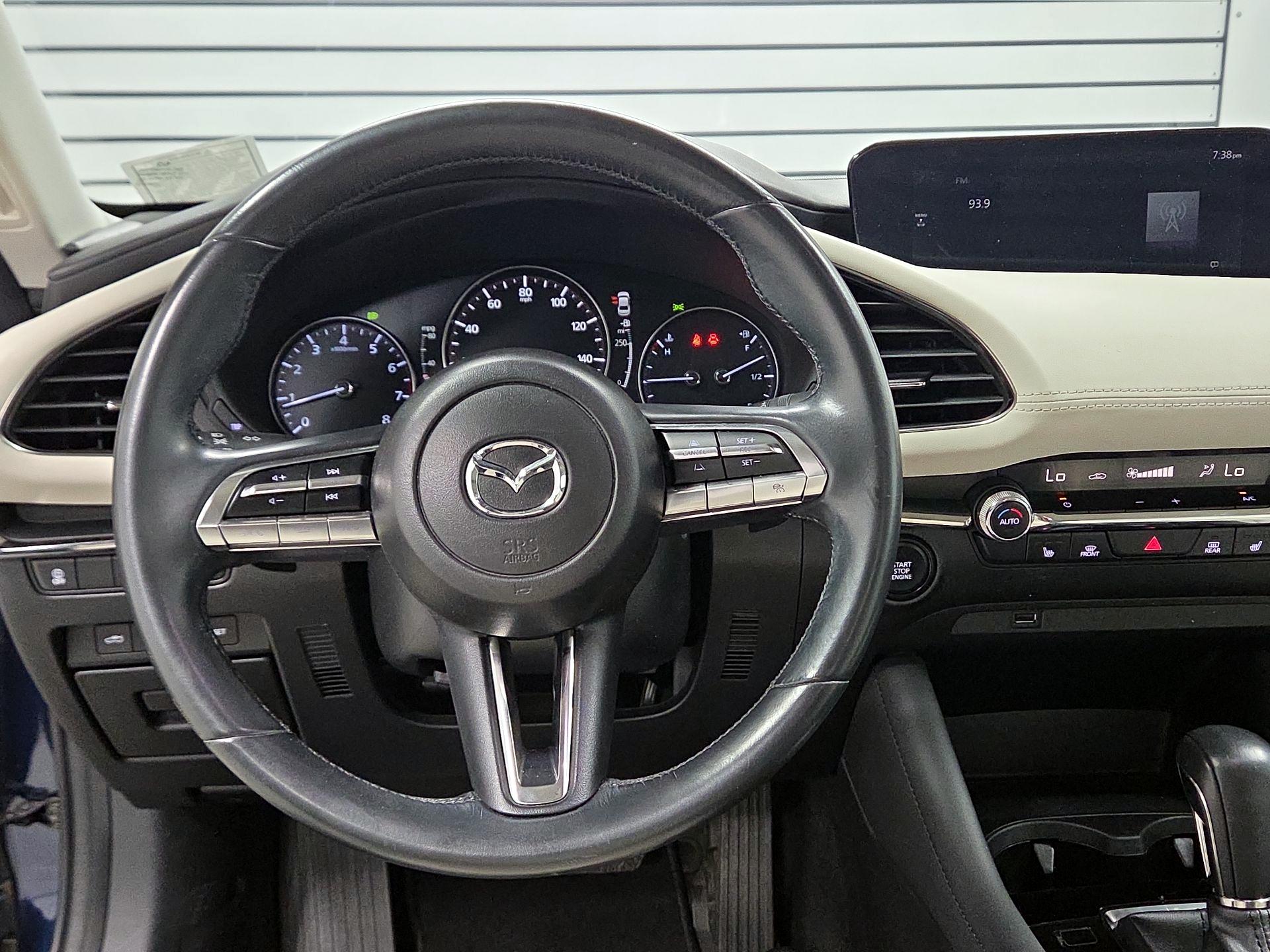 Thumbnail: 2021 Mazda Mazda3 - 10