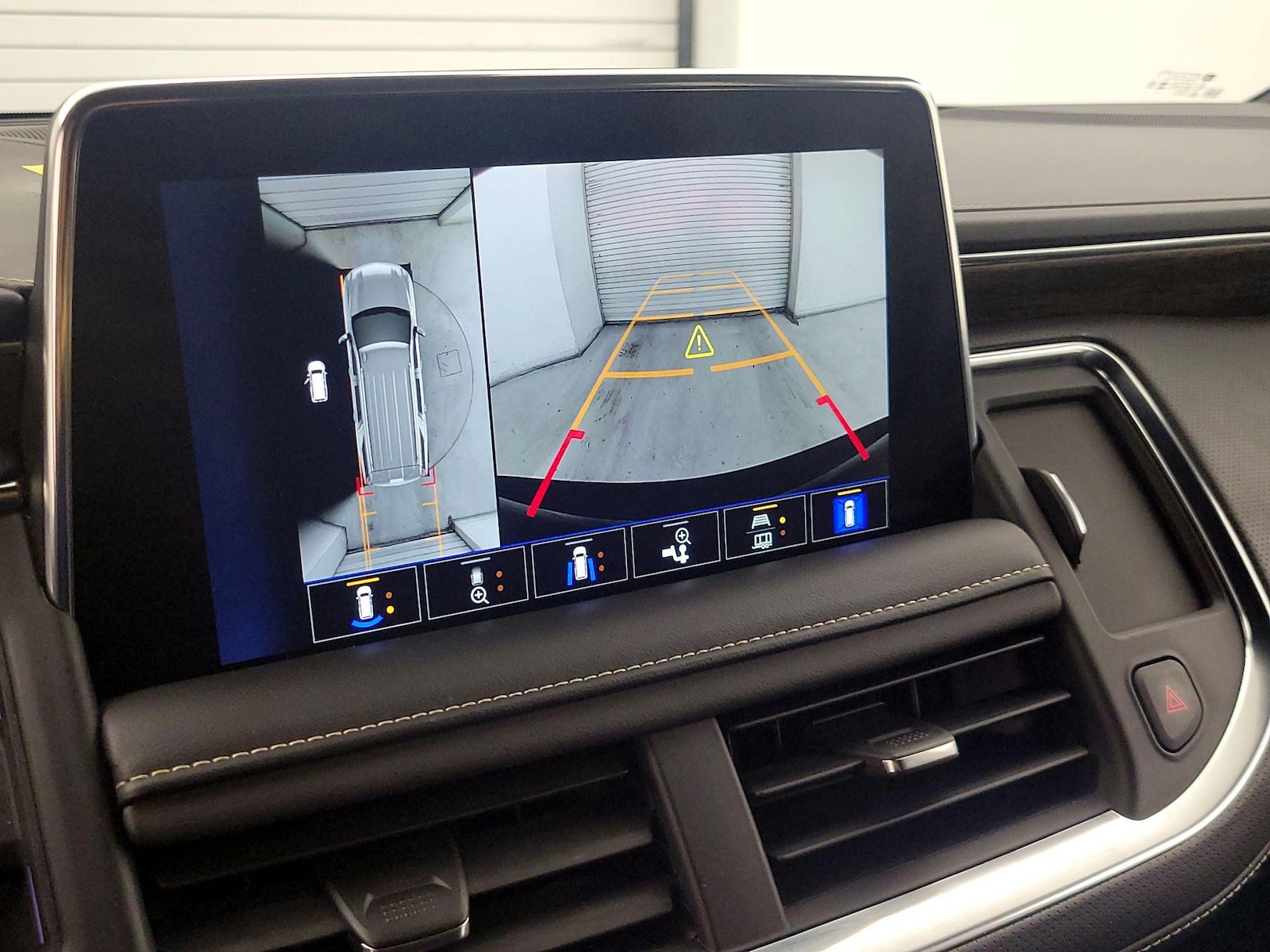 2023 Chevrolet Tahoe Premier - Photo 15