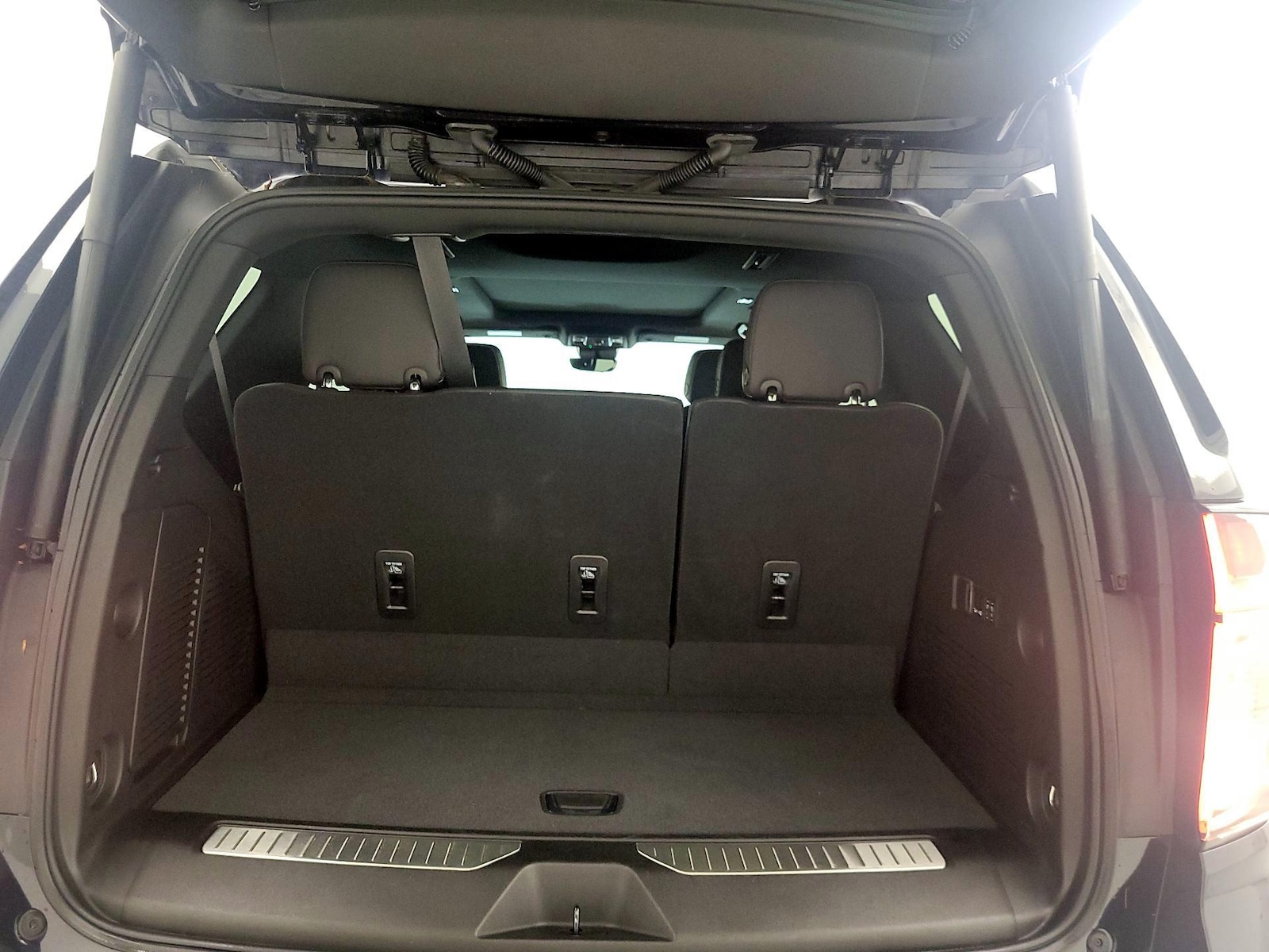 2023 Chevrolet Tahoe Premier - Photo 22