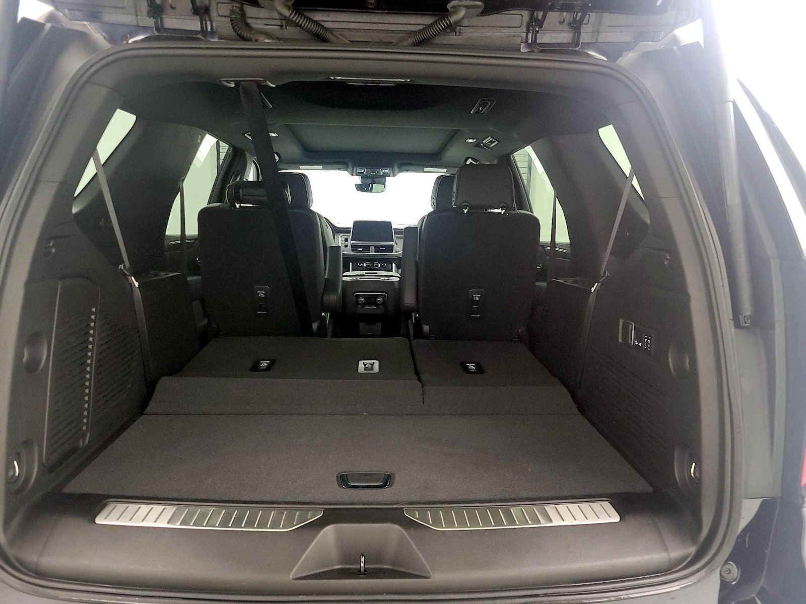 2023 Chevrolet Tahoe Premier - Photo 23