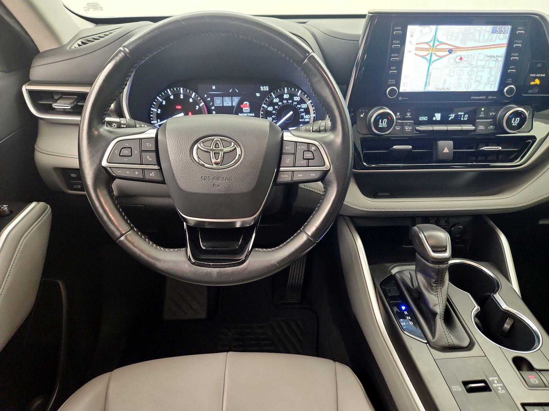 Thumbnail: 2020 Toyota Highlander - 10