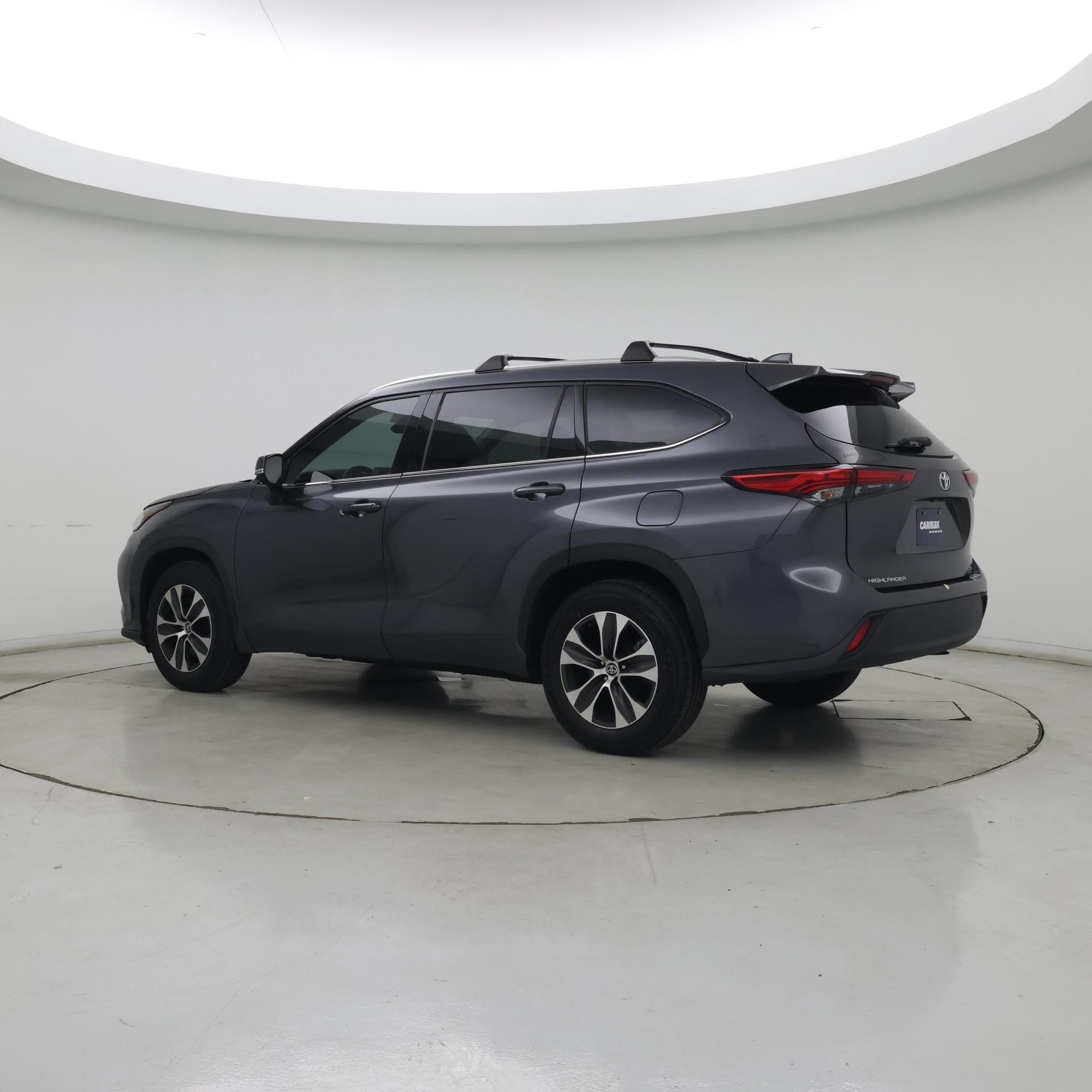 Thumbnail: 2020 Toyota Highlander - 3