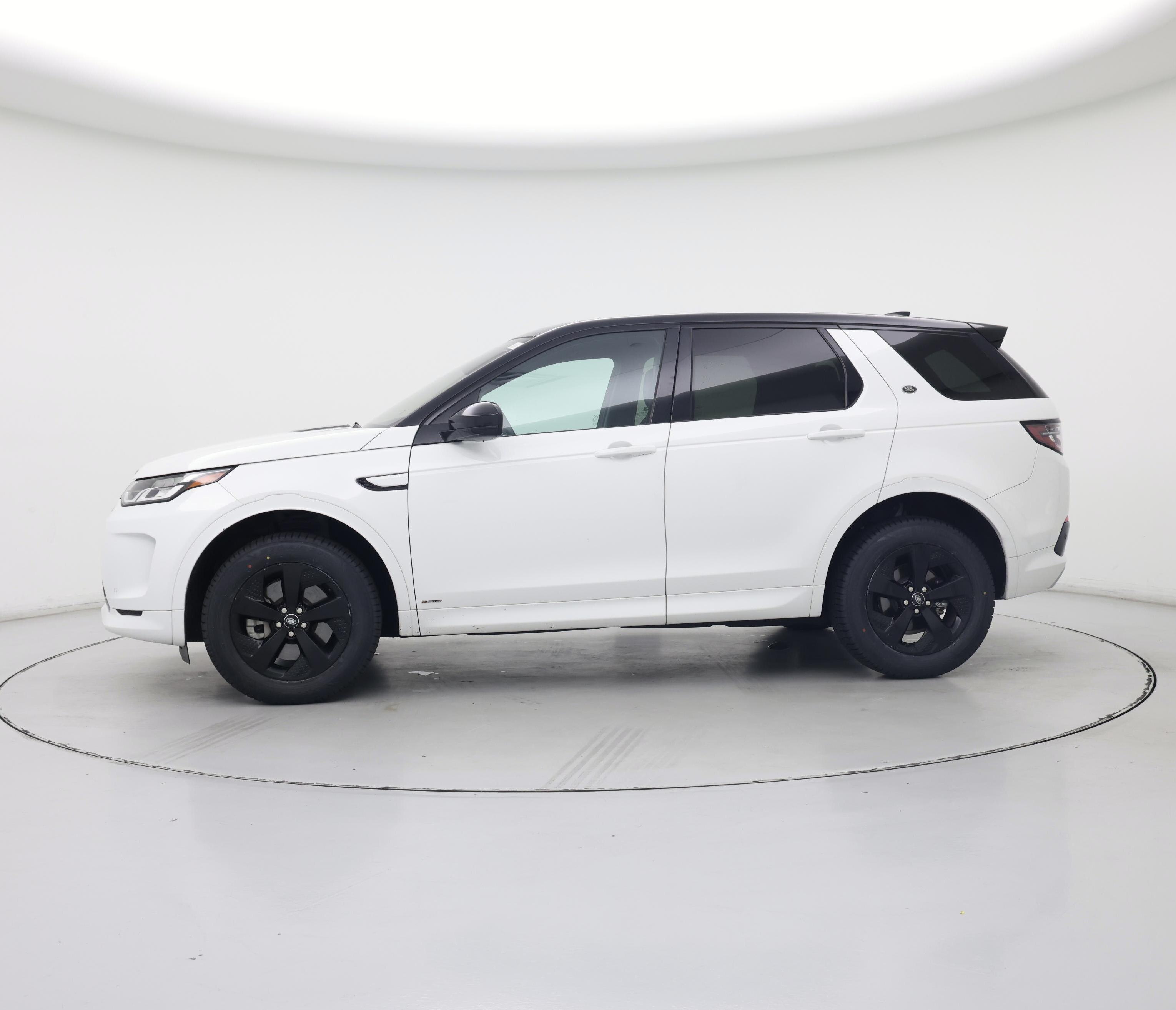 Thumbnail: 2020 Land Rover Discovery Sport - 3