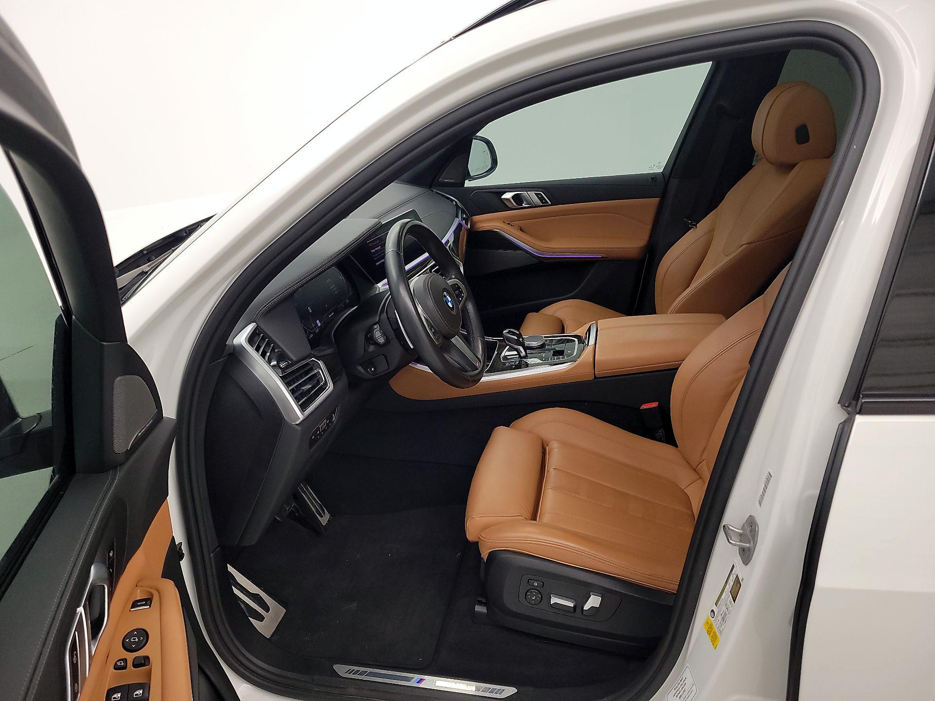 Thumbnail: 2021 BMW X5 - 11