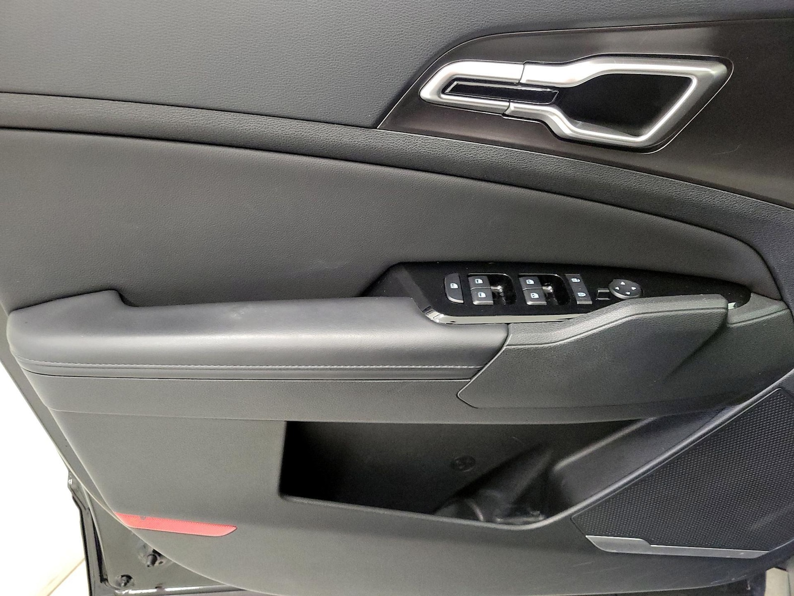 2023 Kia Sportage EX - Photo 13