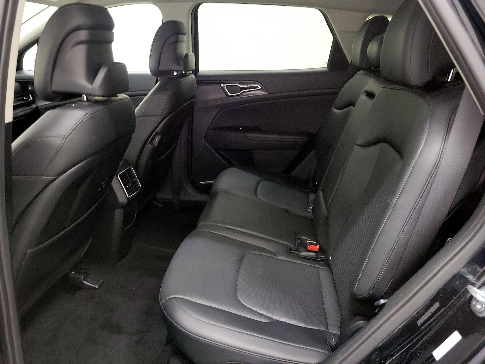 2023 Kia Sportage EX - Photo 21
