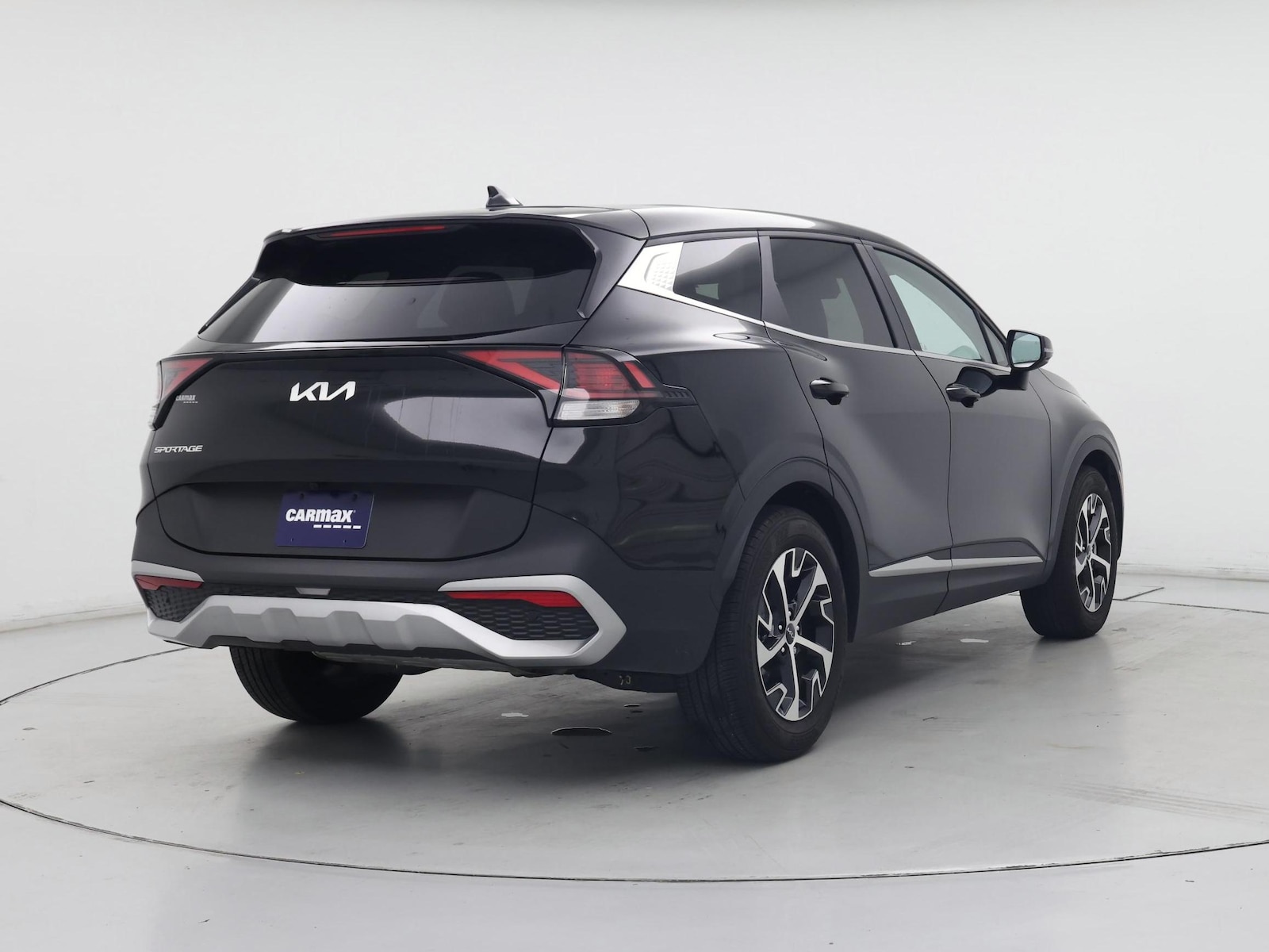 2023 Kia Sportage EX - Photo 9