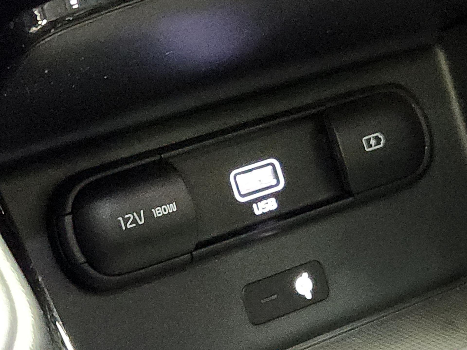 Thumbnail: 2021 Kia Telluride - 17