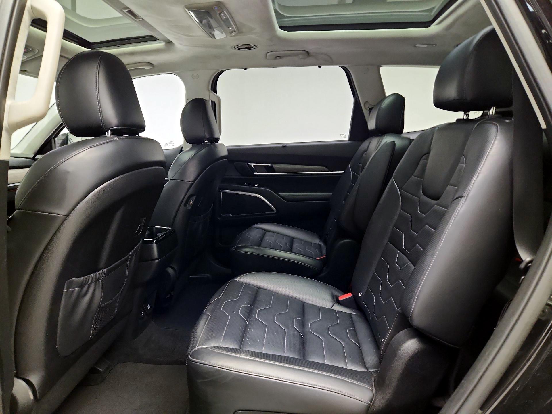 Thumbnail: 2021 Kia Telluride - 19