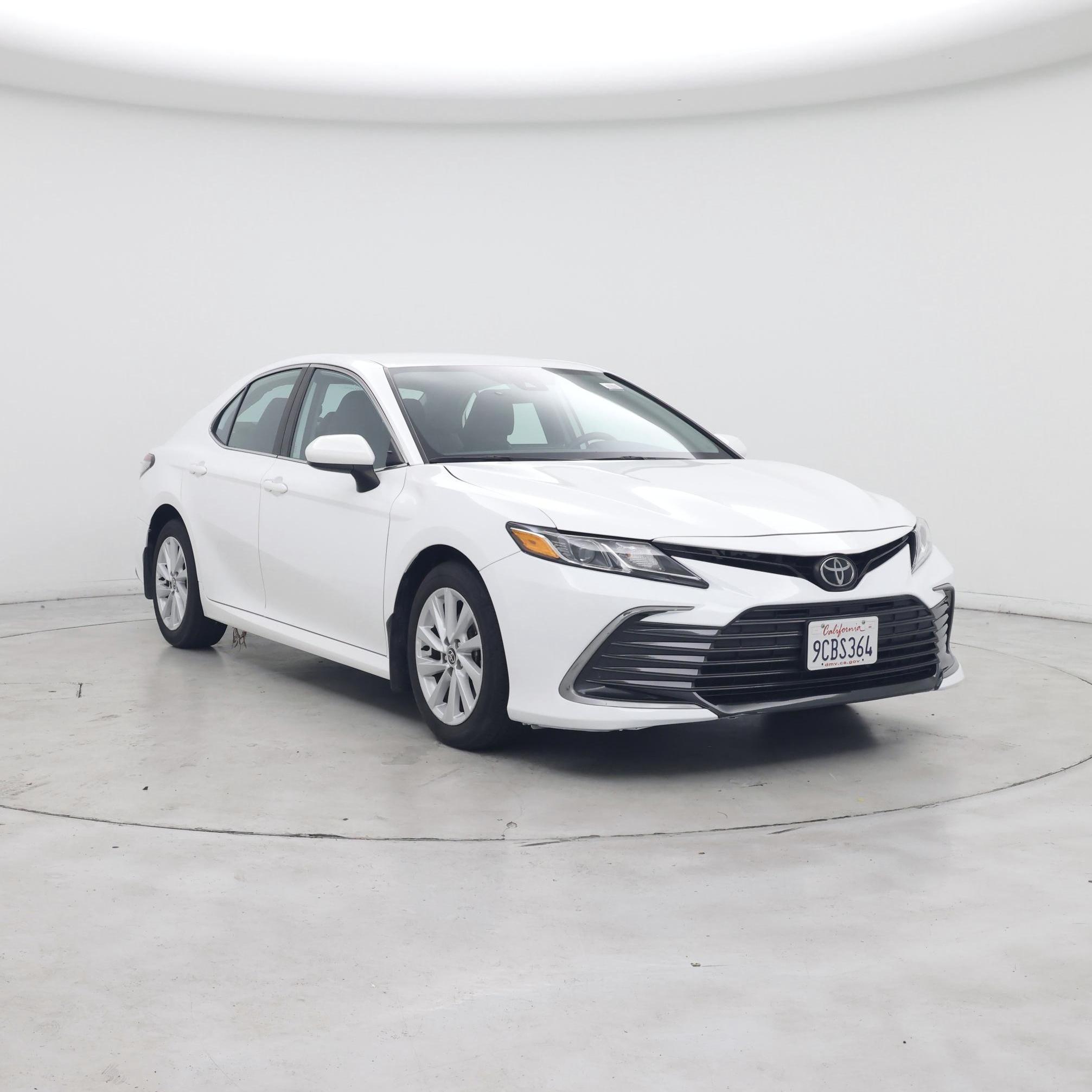 White 2022 Toyota Camry Sedan Front-Wheel Drive Automatic