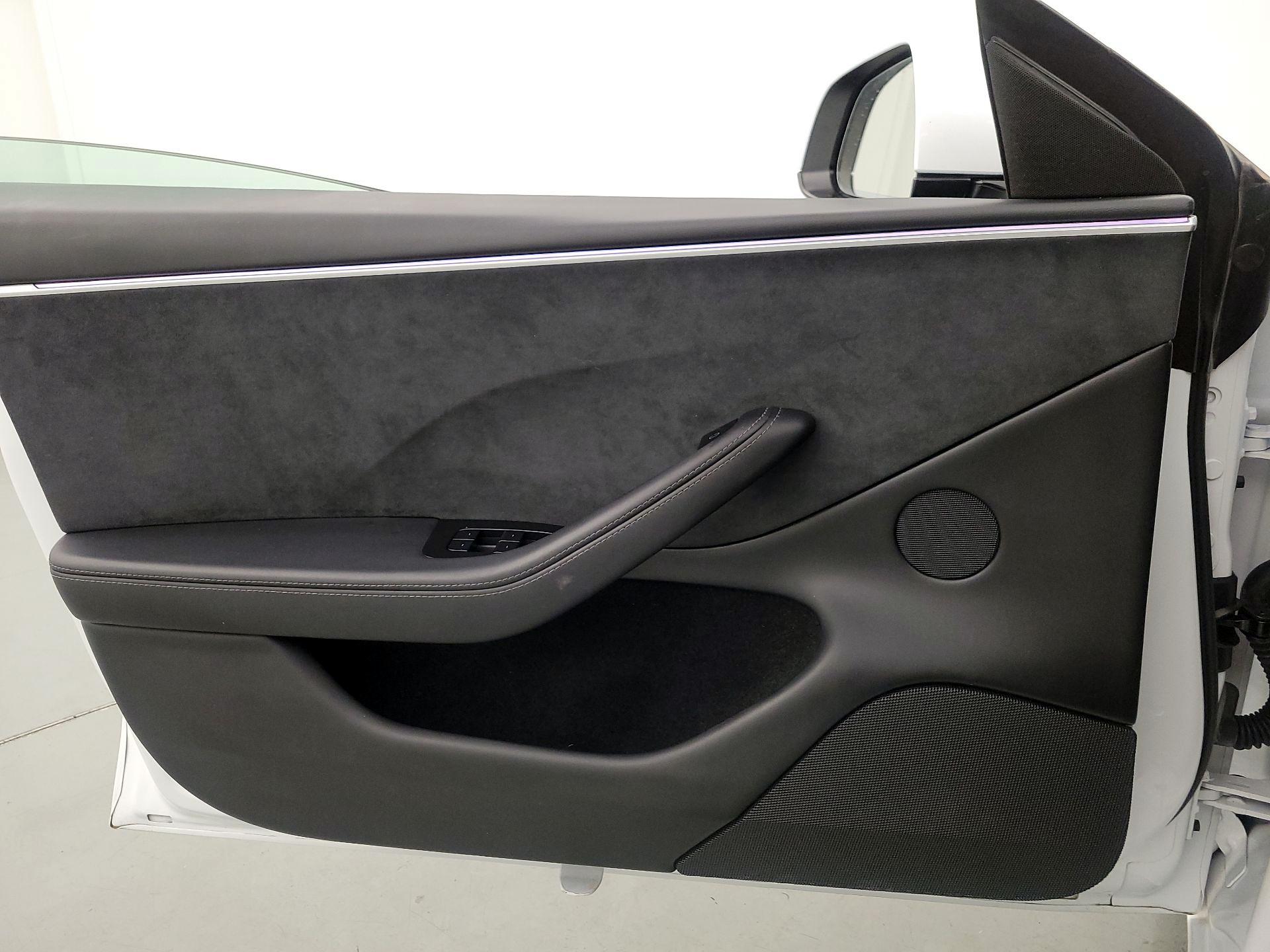 Thumbnail: 2024 Tesla Model 3 - 12