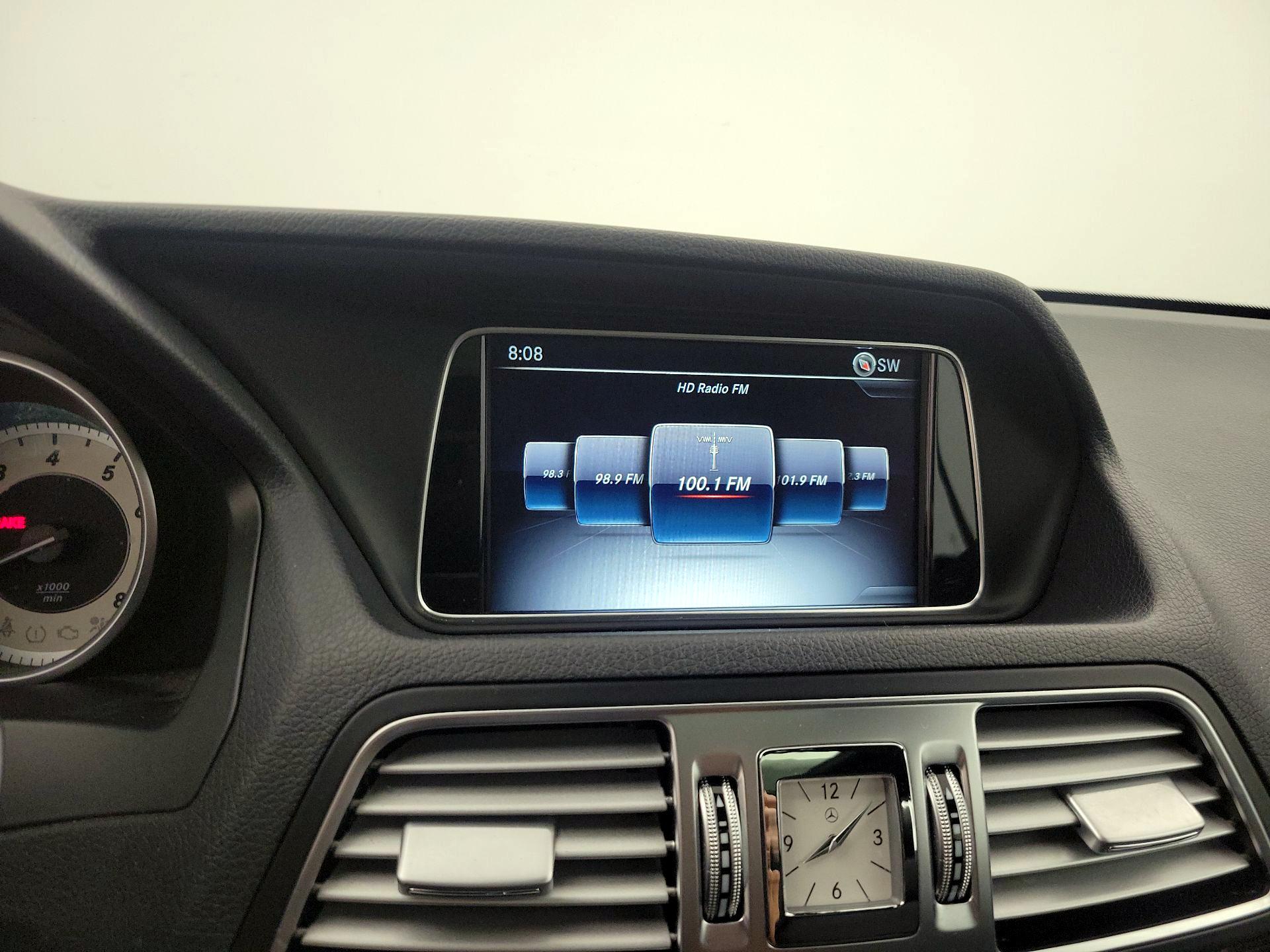 Thumbnail: 2017 Mercedes-Benz E-Class - 16
