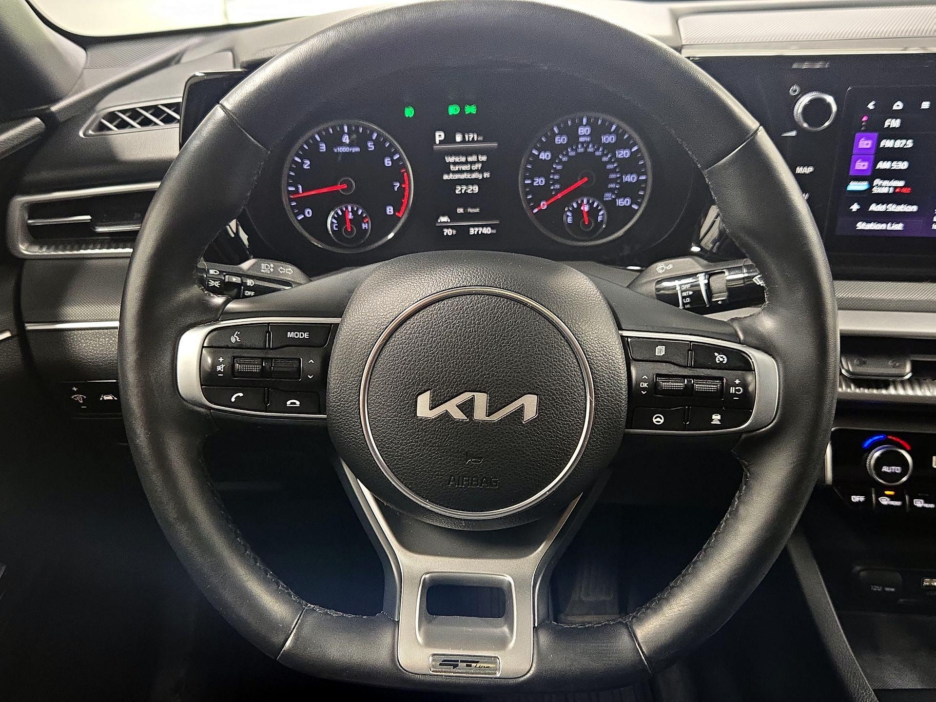 Thumbnail: 2023 Kia K5 - 10