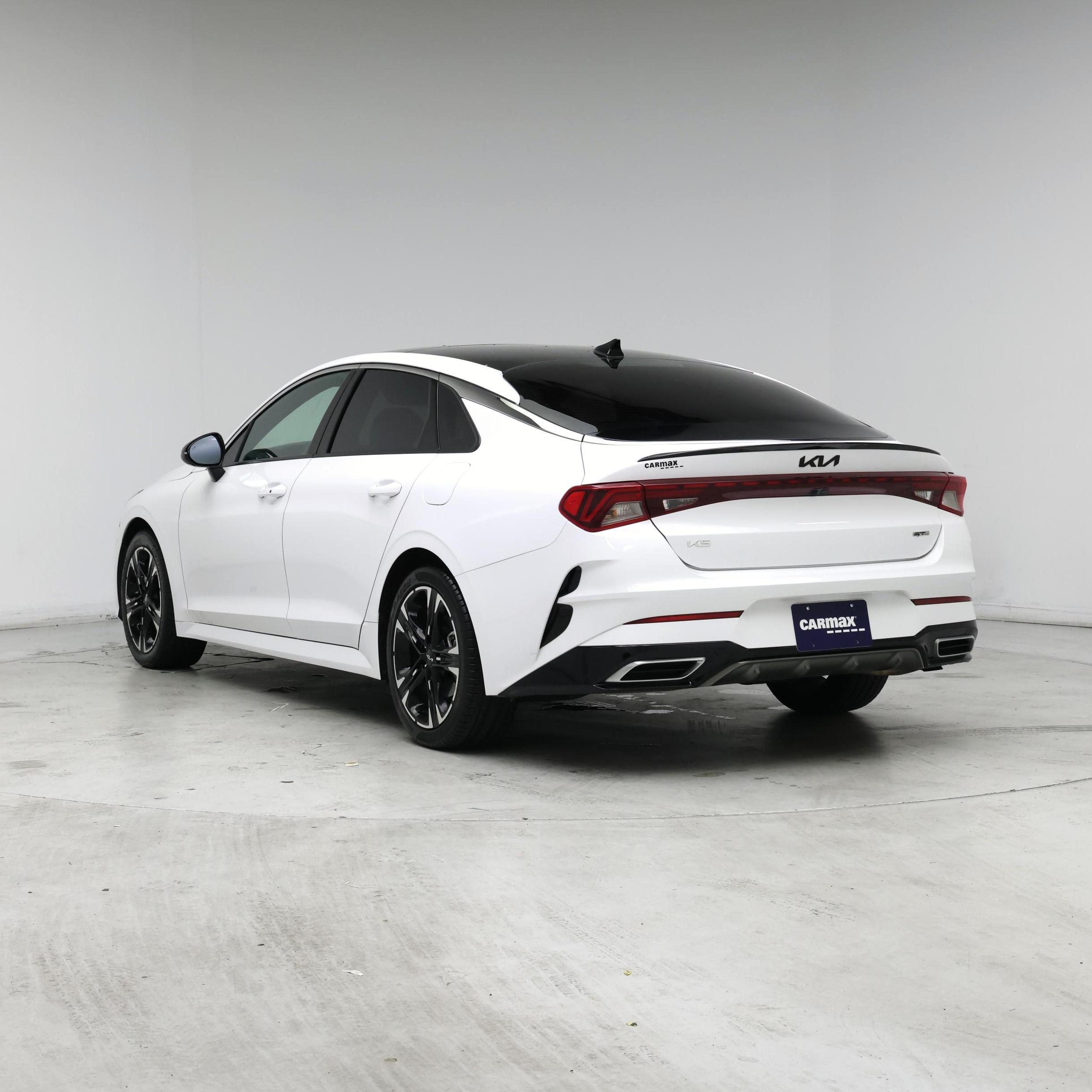 Thumbnail: 2023 Kia K5 - 2