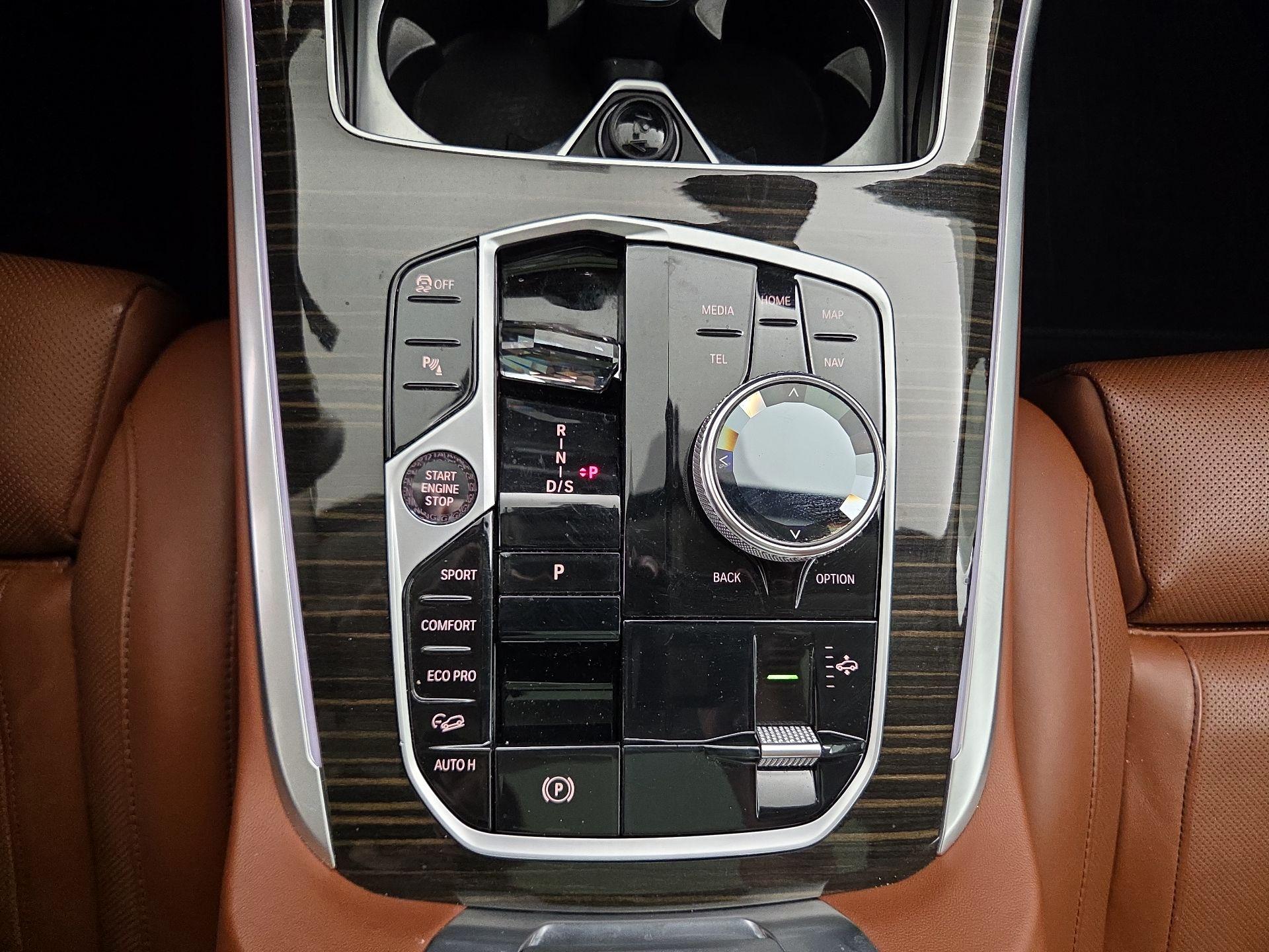 Thumbnail: 2024 BMW X7 - 18