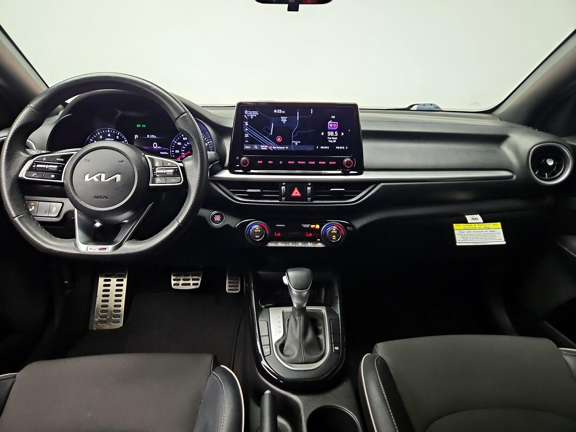 Thumbnail: 2023 Kia Forte - 9