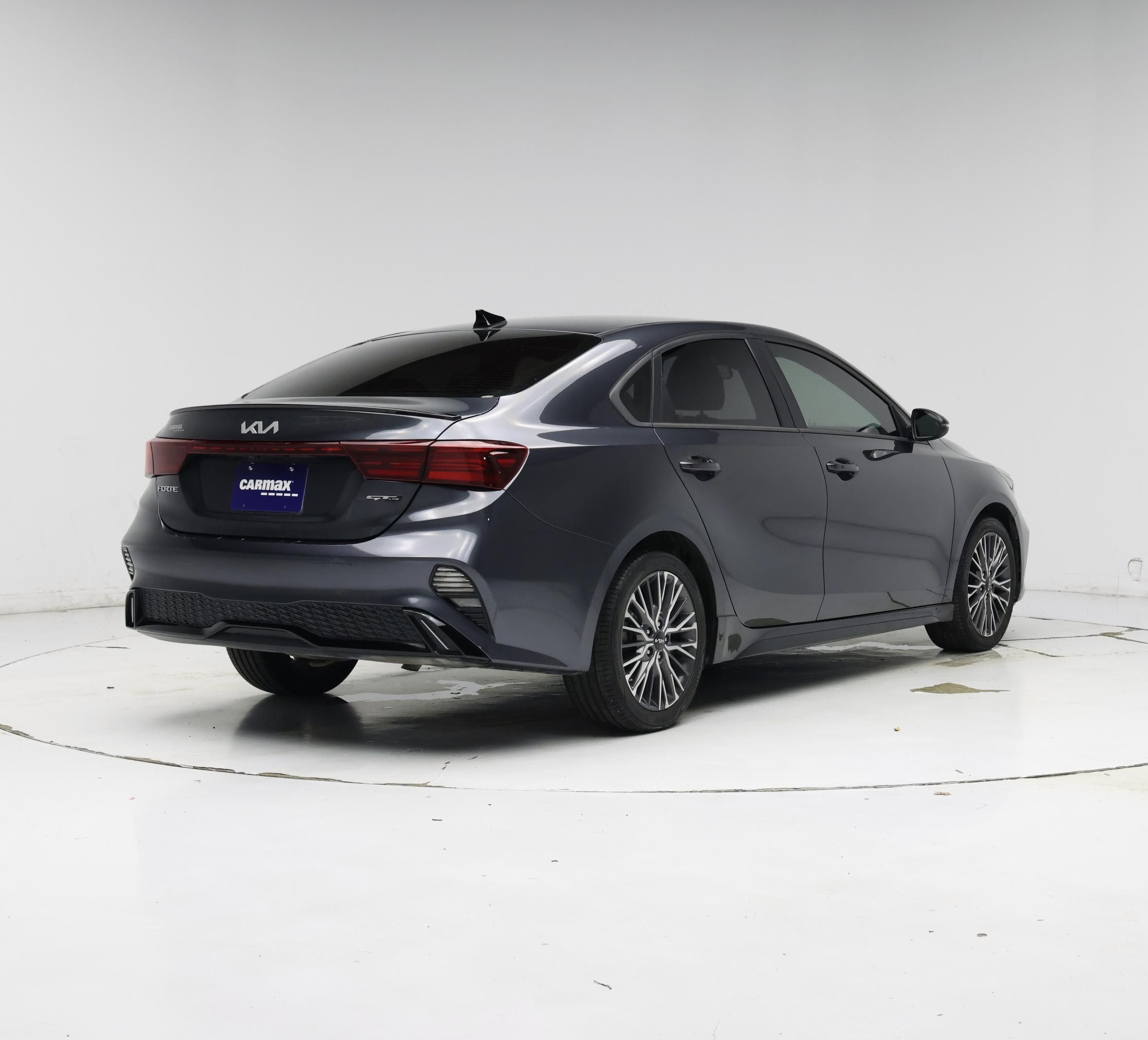 Thumbnail: 2023 Kia Forte - 8